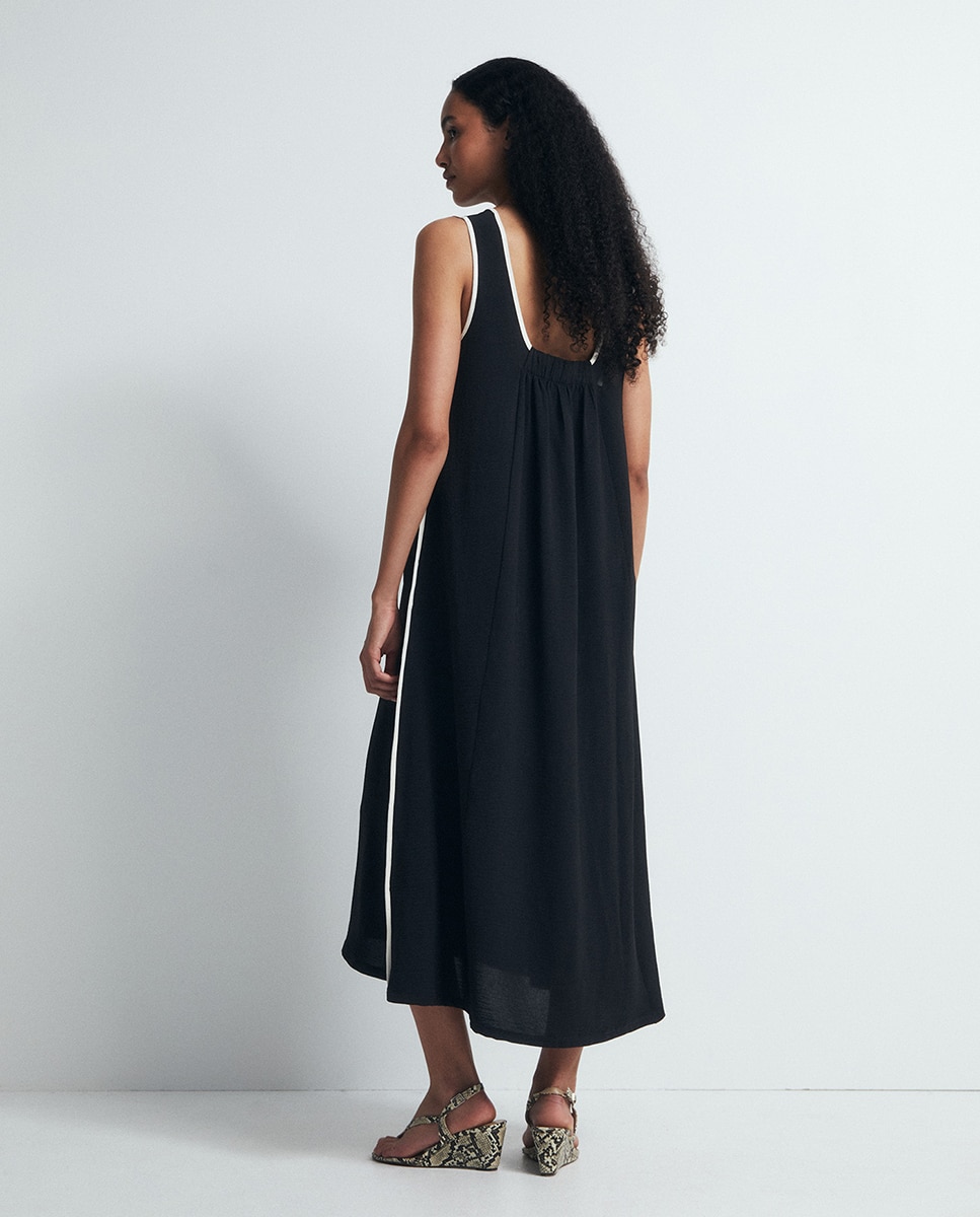 Vestido com Contrastes Preto-5