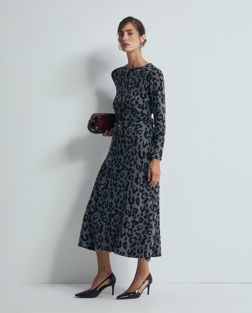Imagem 0 de Vestido Soft com Cinto
