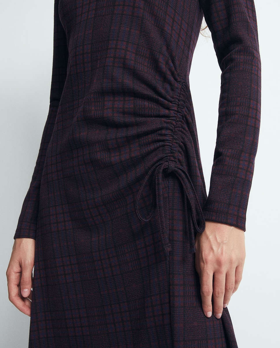 Vestido Drapeado aos Quadrados Bordeaux-3