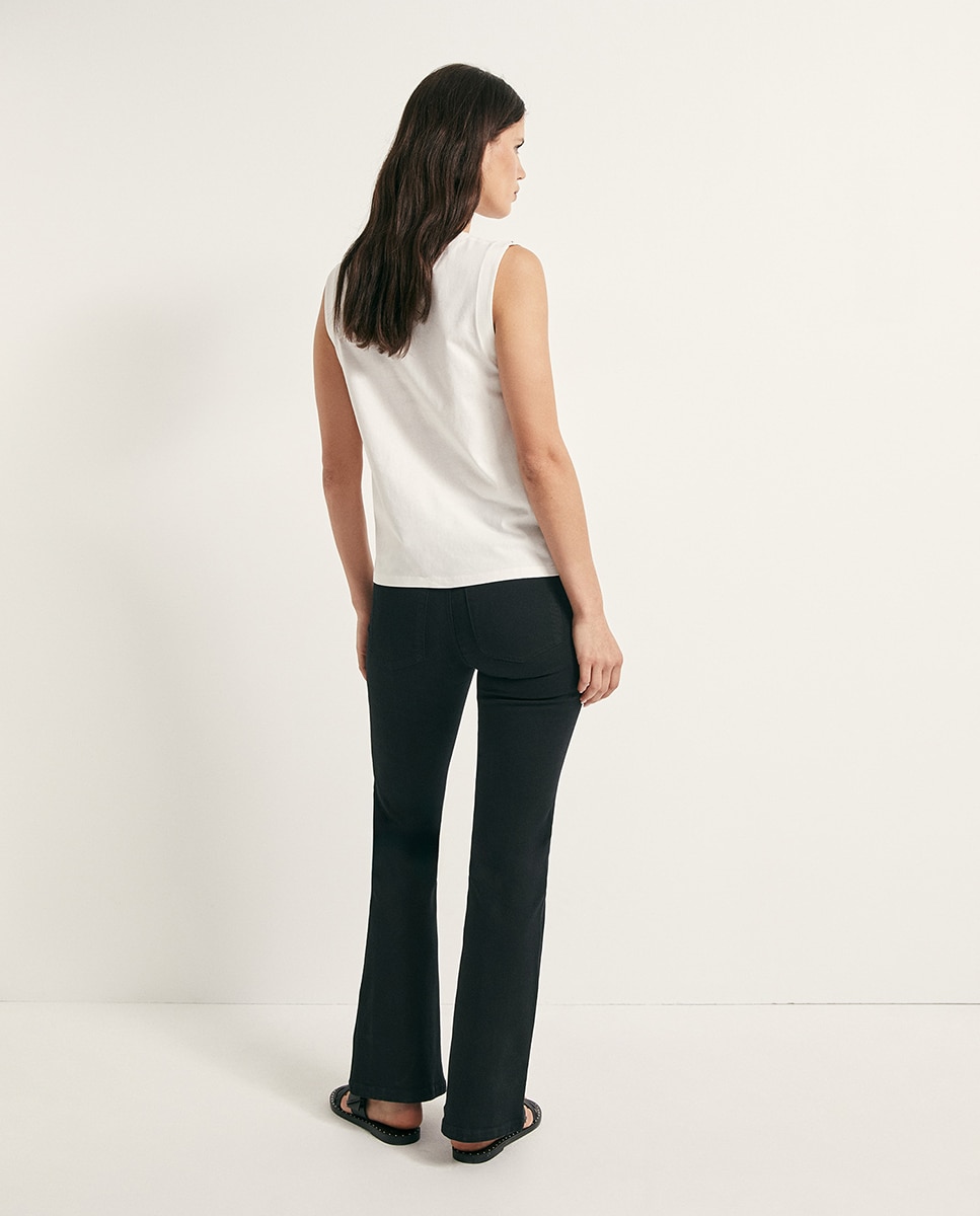 T-shirt com Tachas Branco-4
