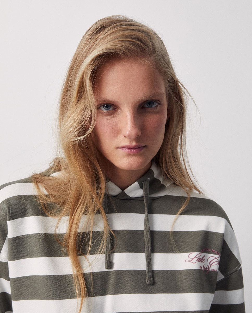 Sweatshirt às Riscas e com Capuz Verde-2