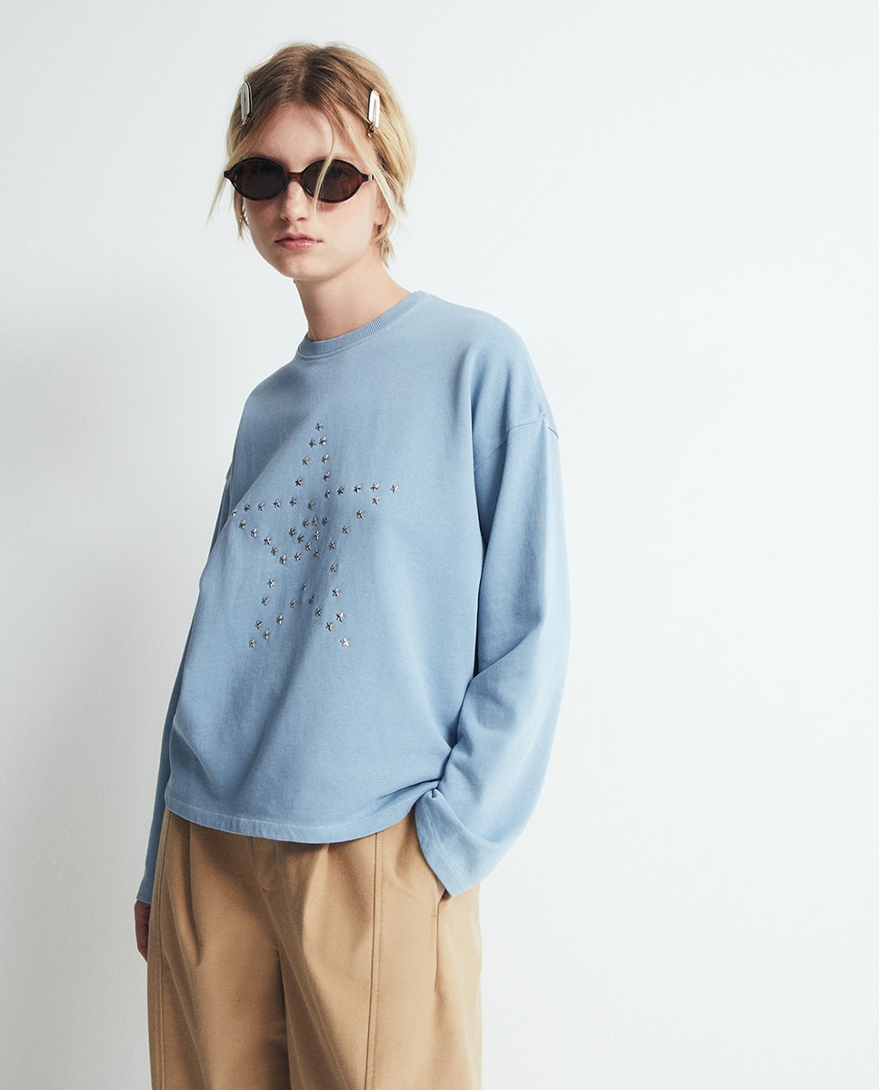 Imagem 0 de Sweatshirt com Tachas e Lavagem