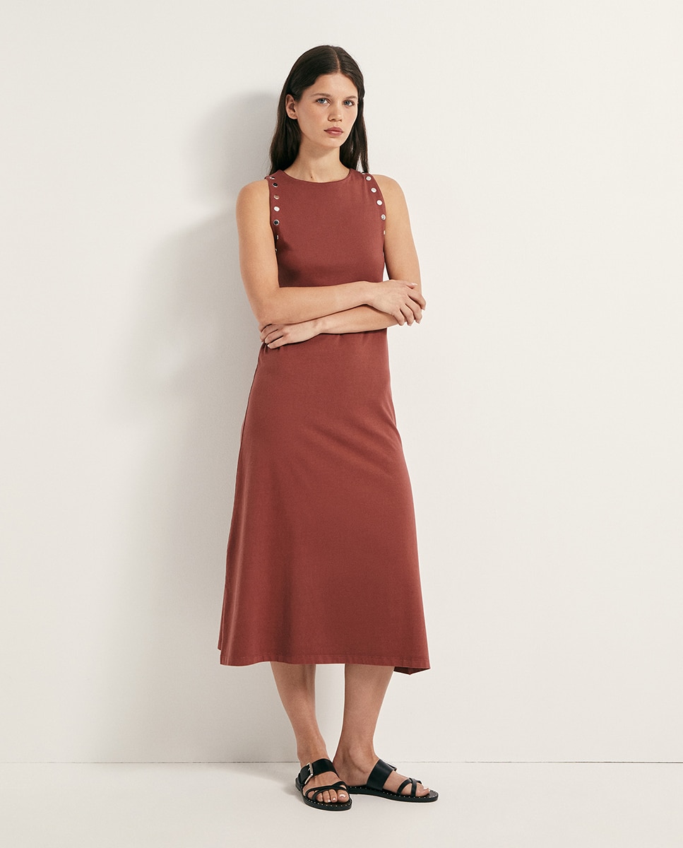 Imagem 0 de Vestido com Tachas