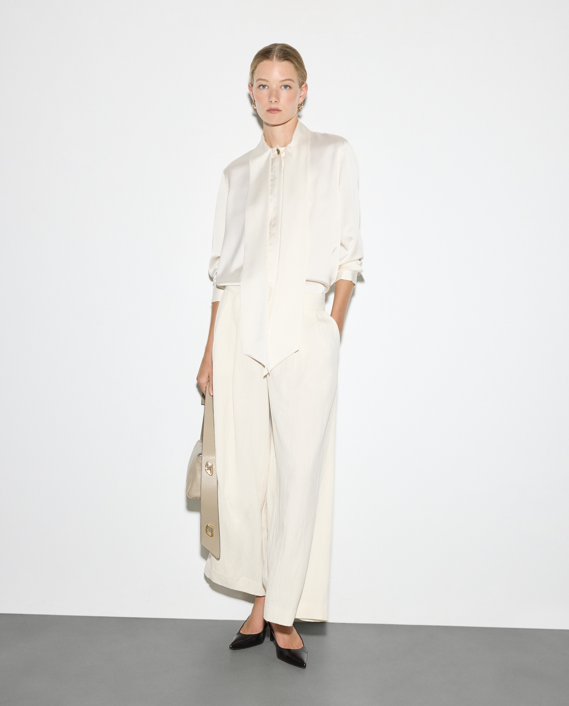 Blusa Lisa de Manga Comprida 120 Cru-2