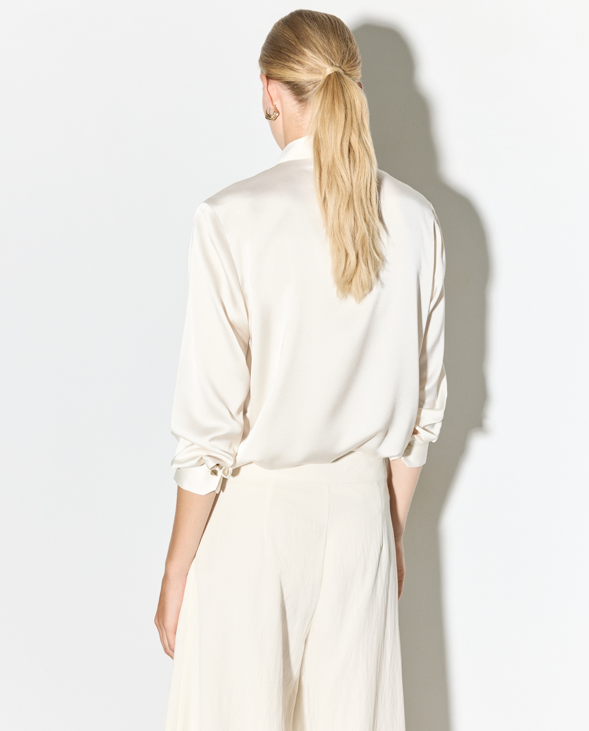 Blusa Lisa de Manga Comprida 120 Cru-3