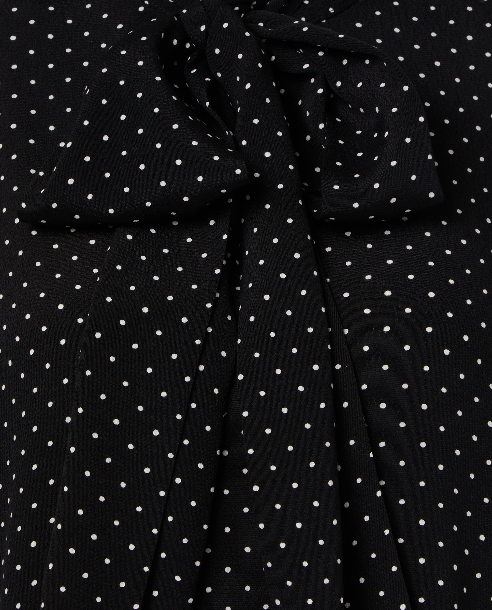 Top com Laço às Bolinhas Preto-5