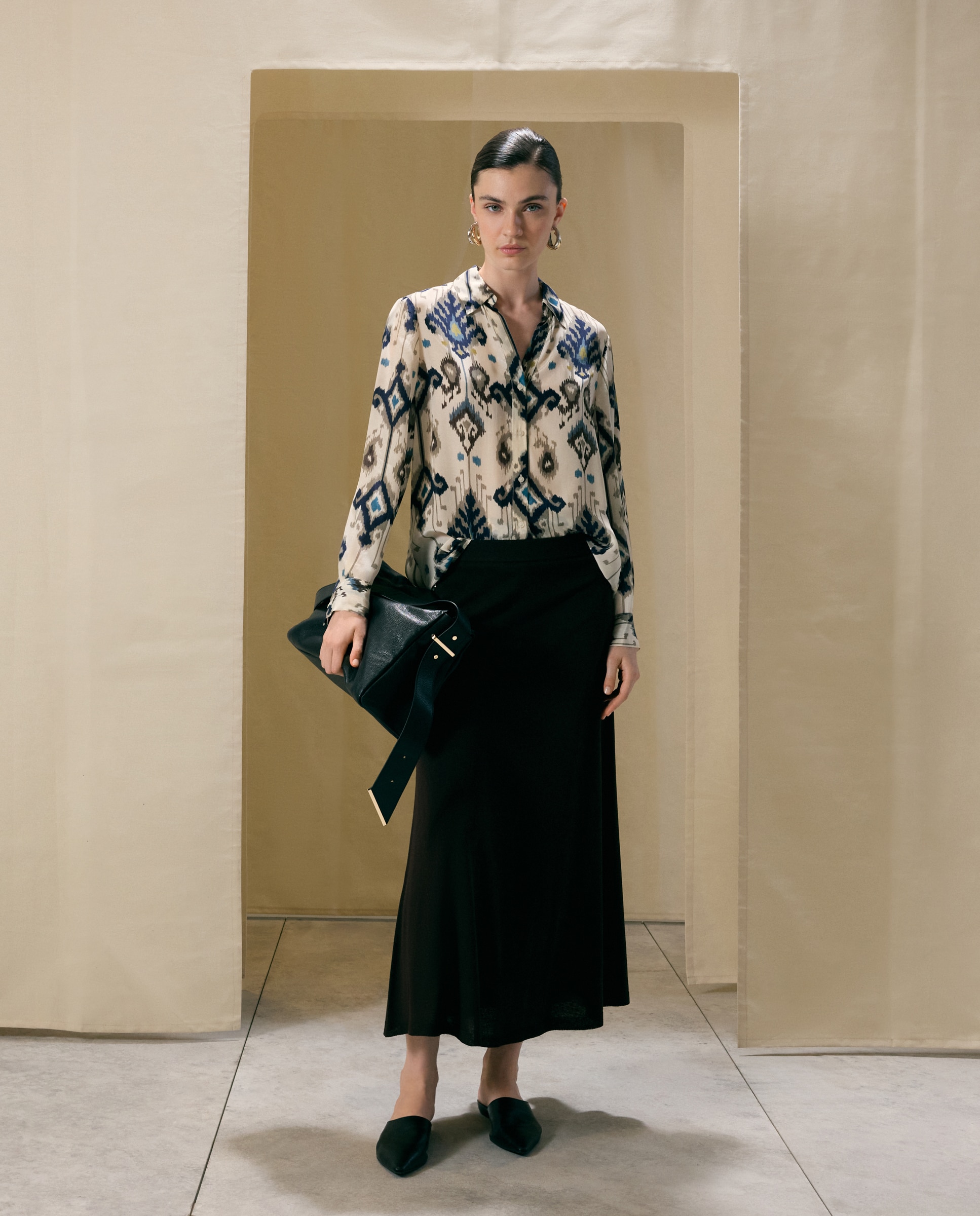 Blusa de mujer en crepé con estampado ikat - Woman El Corte Inglés - Blanco Blanco-1