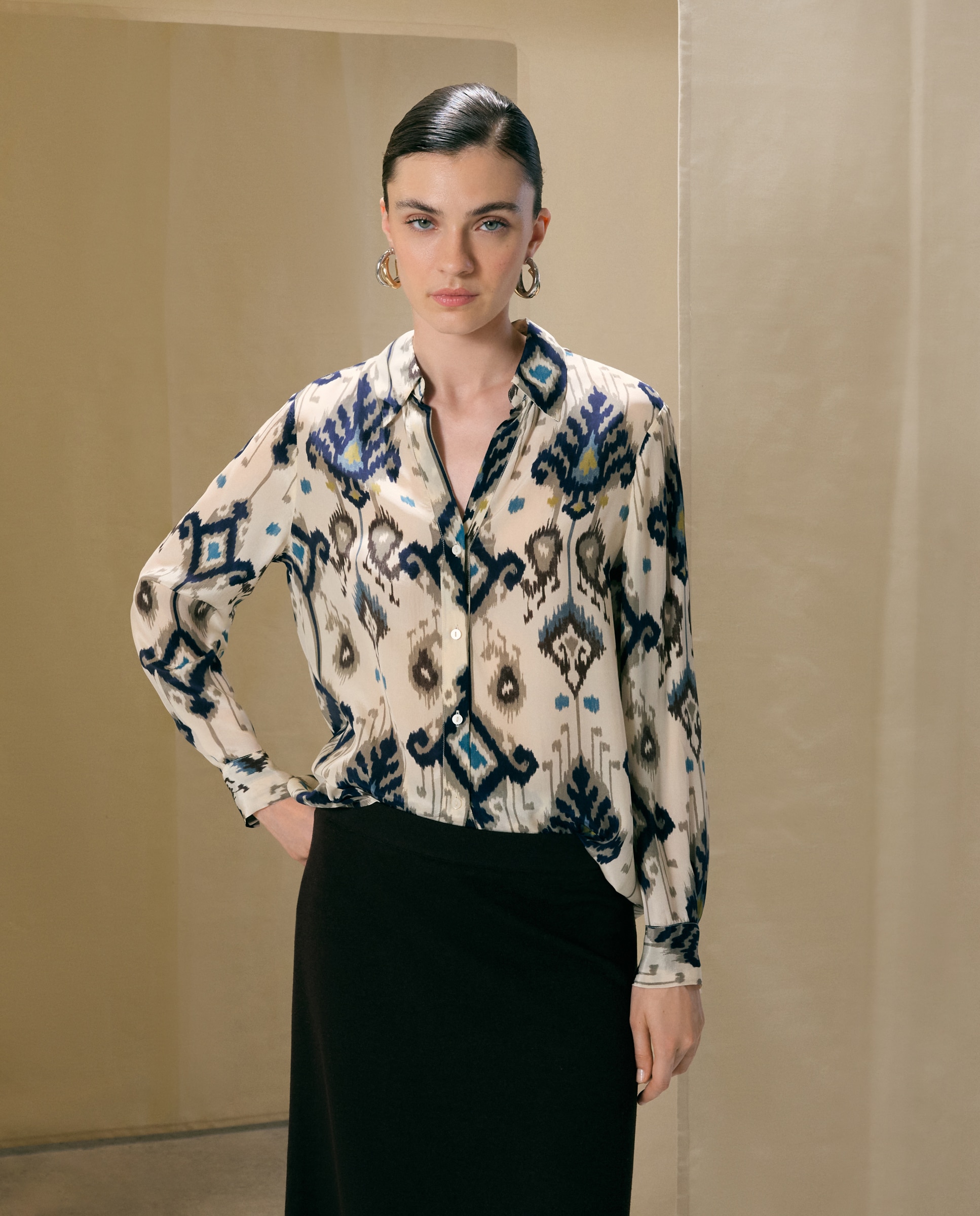 Blusa de mujer en crepé con estampado ikat - Woman El Corte Inglés - Blanco Blanco-2