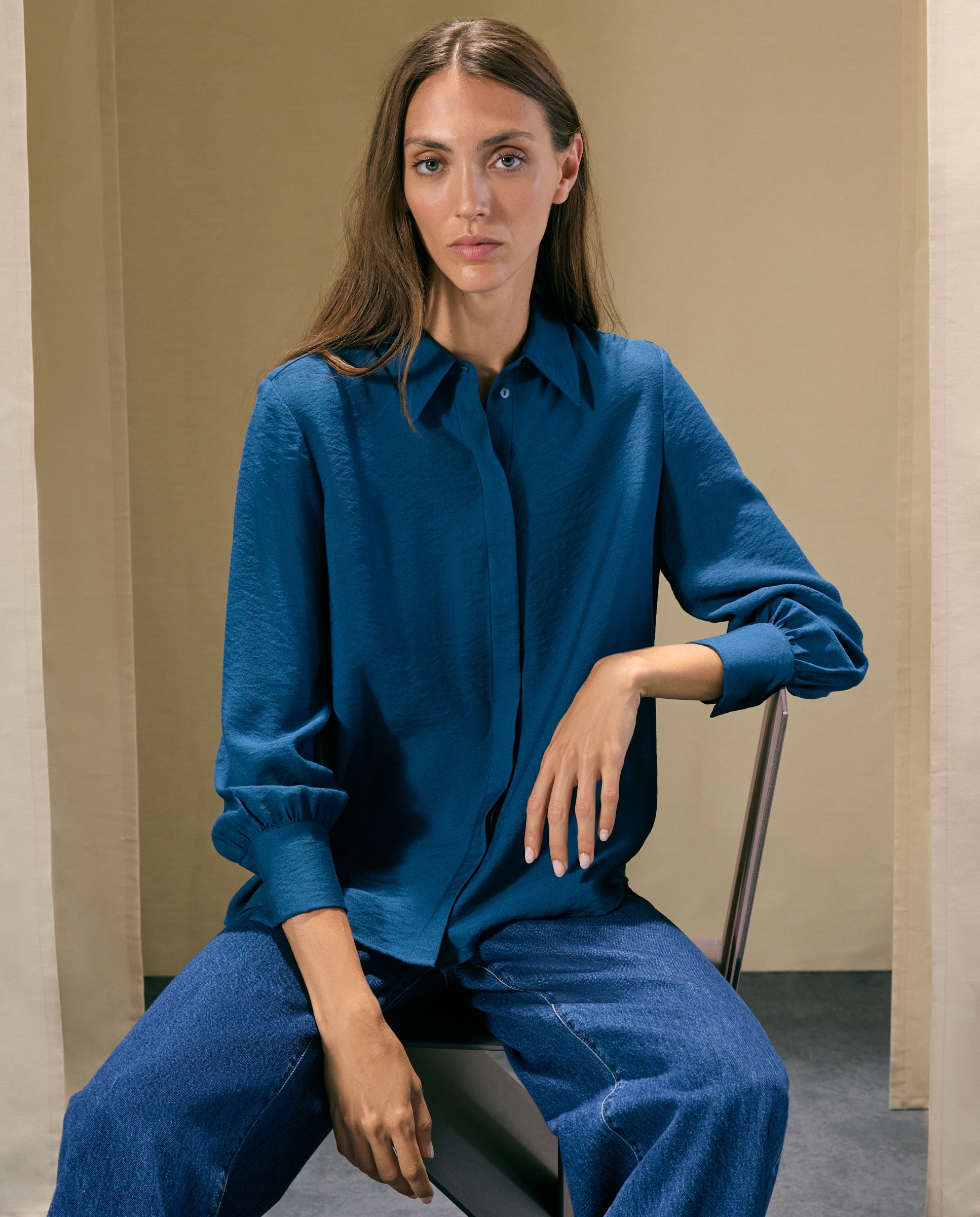 Blusa de mujer de manga larga con cuello camisero - Woman El Corte Inglés - Azul marino Azul marino-1