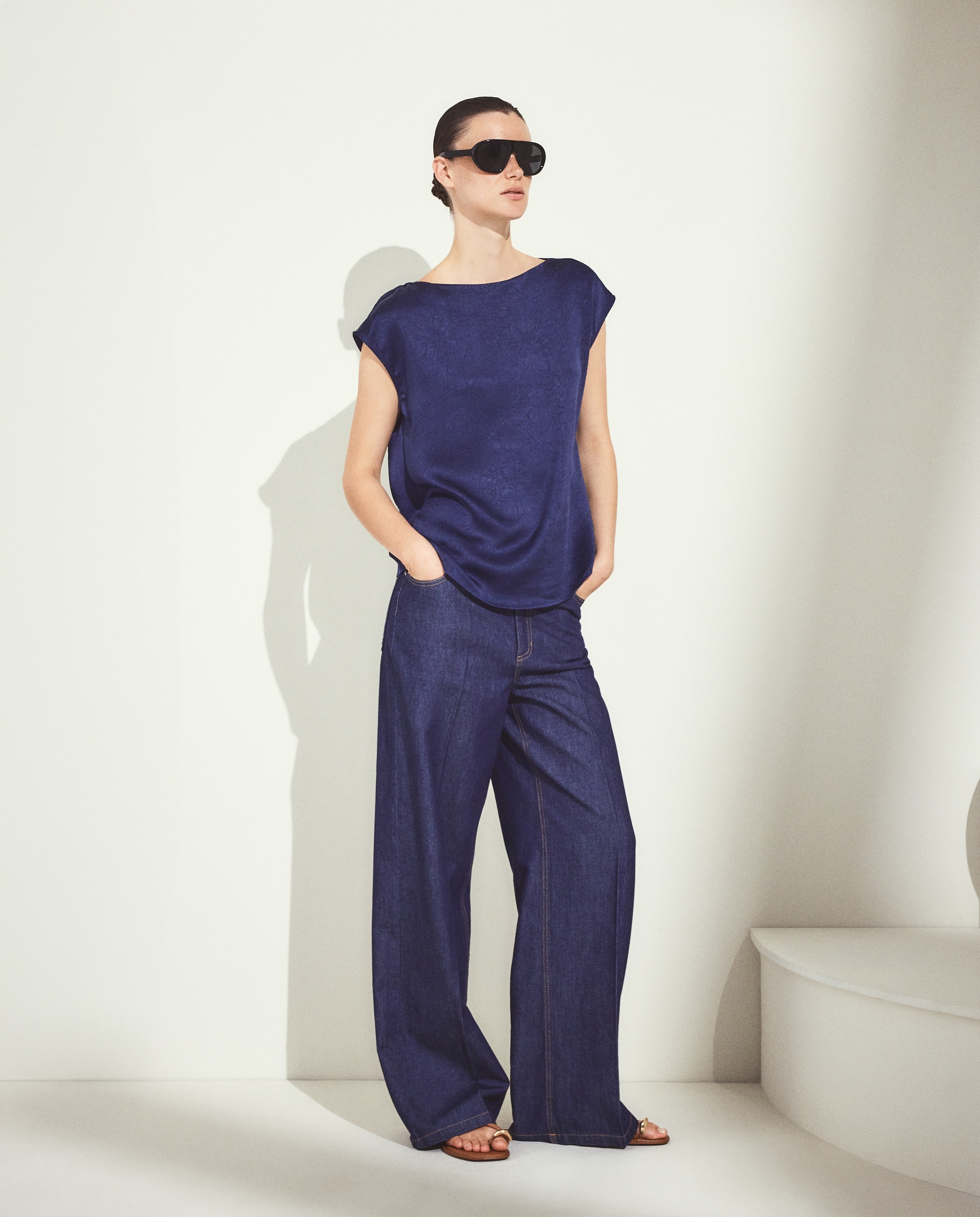 Top liso de manga corta de mujer - Woman El Corte Inglés - Azul marino Azul marino-2