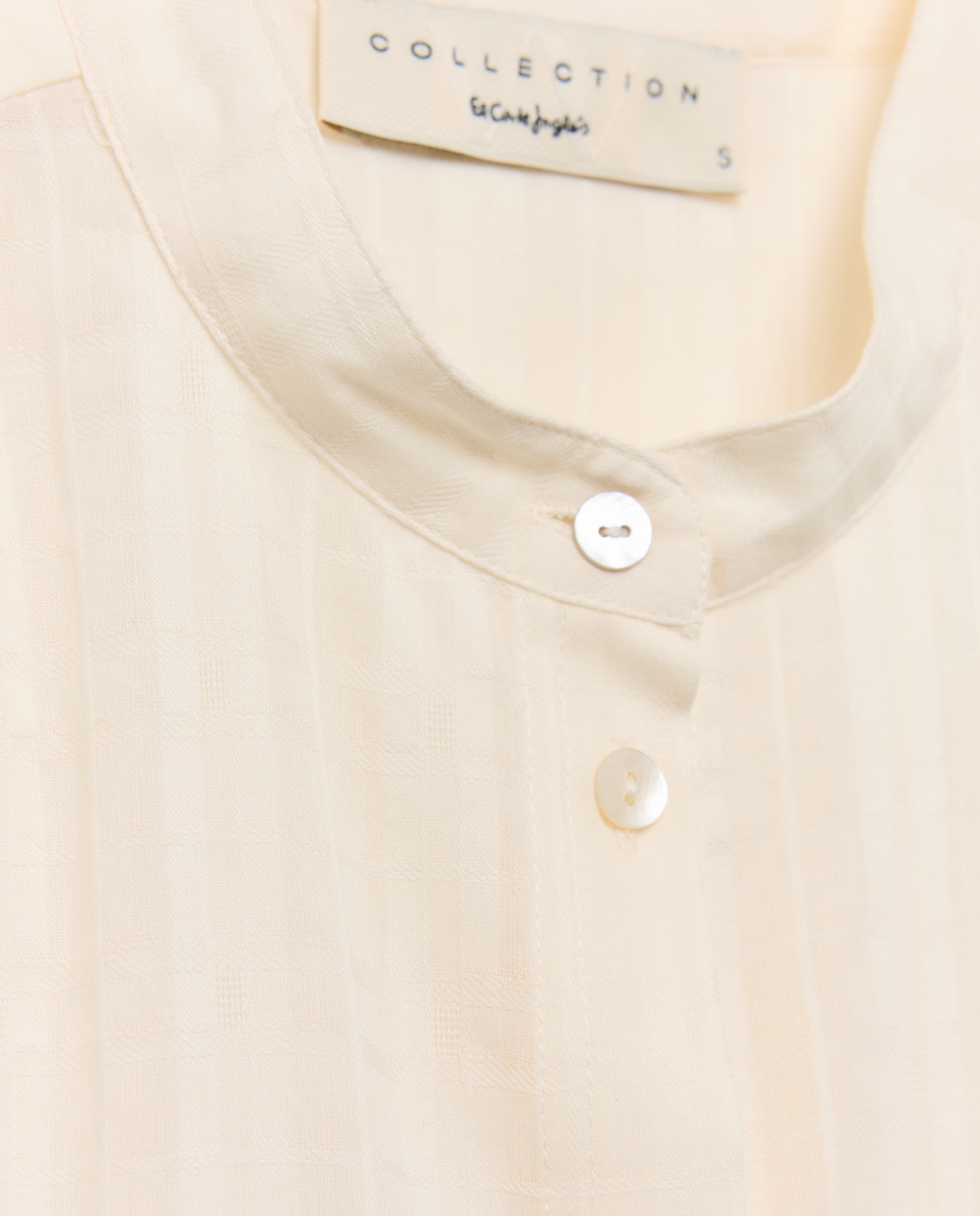 Imagen 5 de Blusa de mujer cuello mao cuadrille - Woman El Corte Inglés - 120 Crudo 120 Crudo