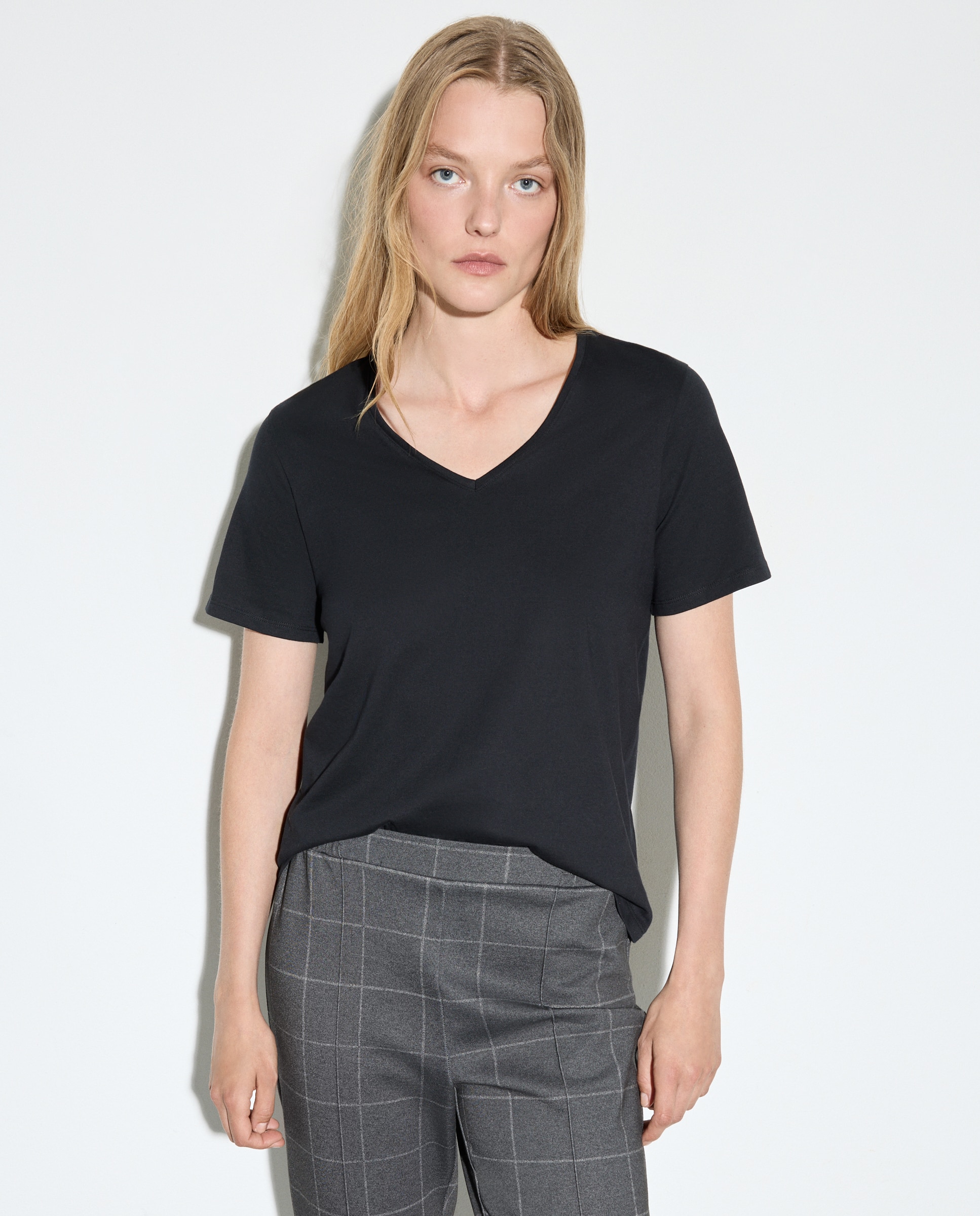 T-shirt básica de mulher com manga curta Preto-5