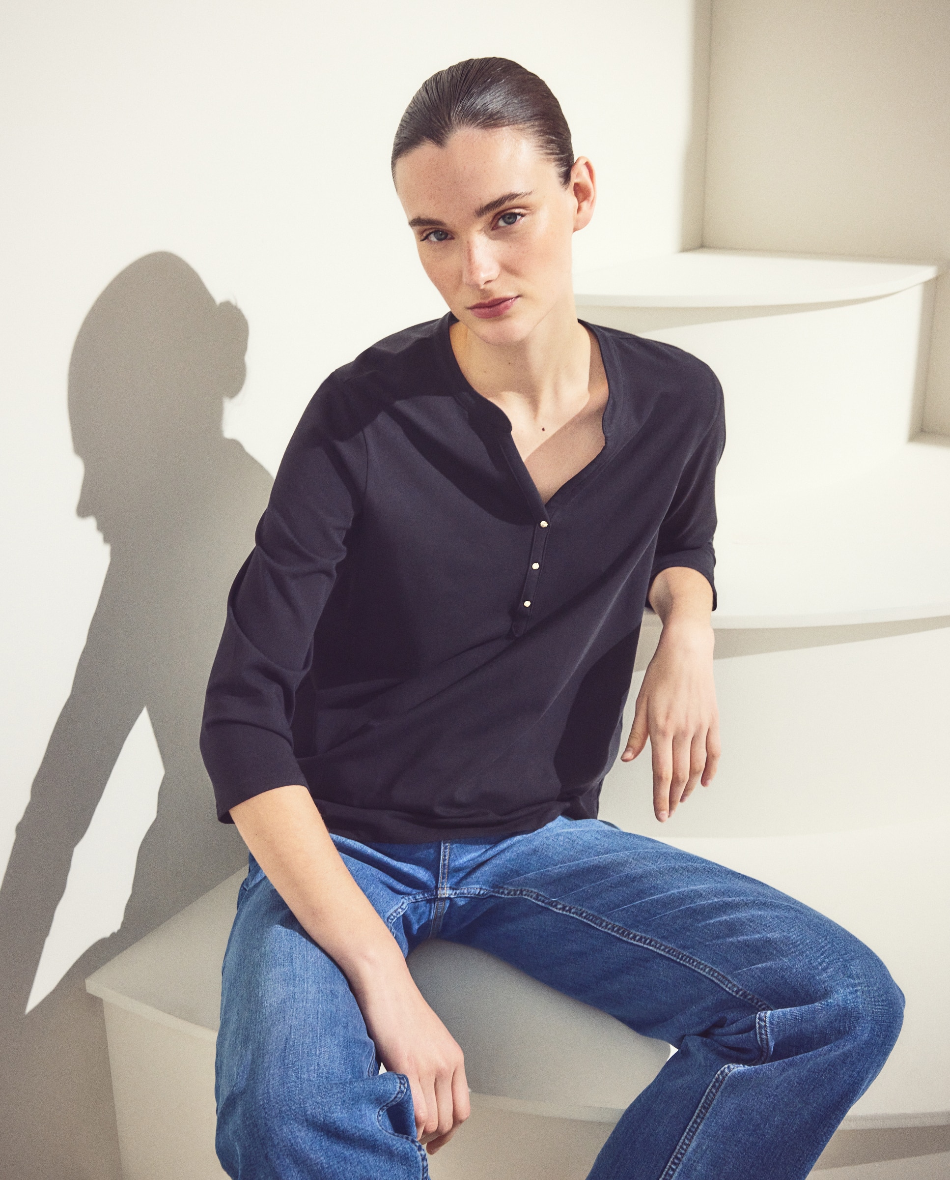 Camiseta de mujer cuello panadero - Woman El Corte Inglés - Negro Negro-2