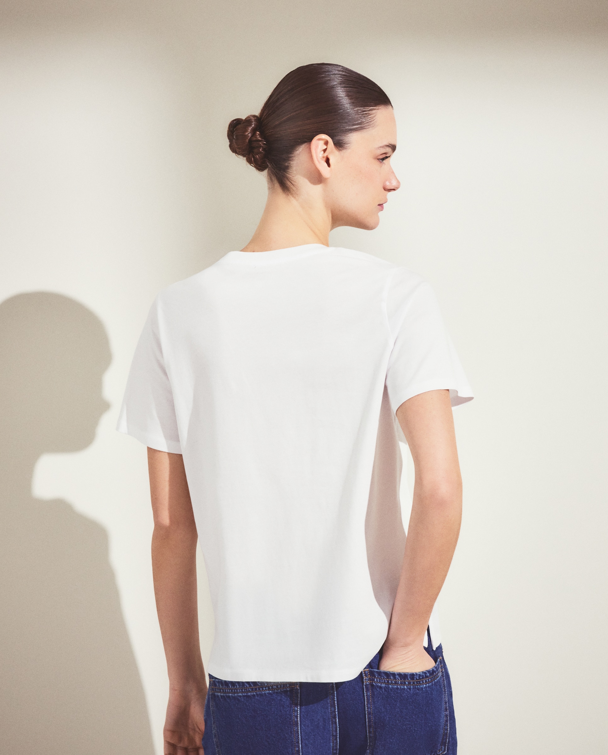 Camiseta de mujer de manga corta y cuello pico - Woman El Corte Inglés - Blanco Blanco-3