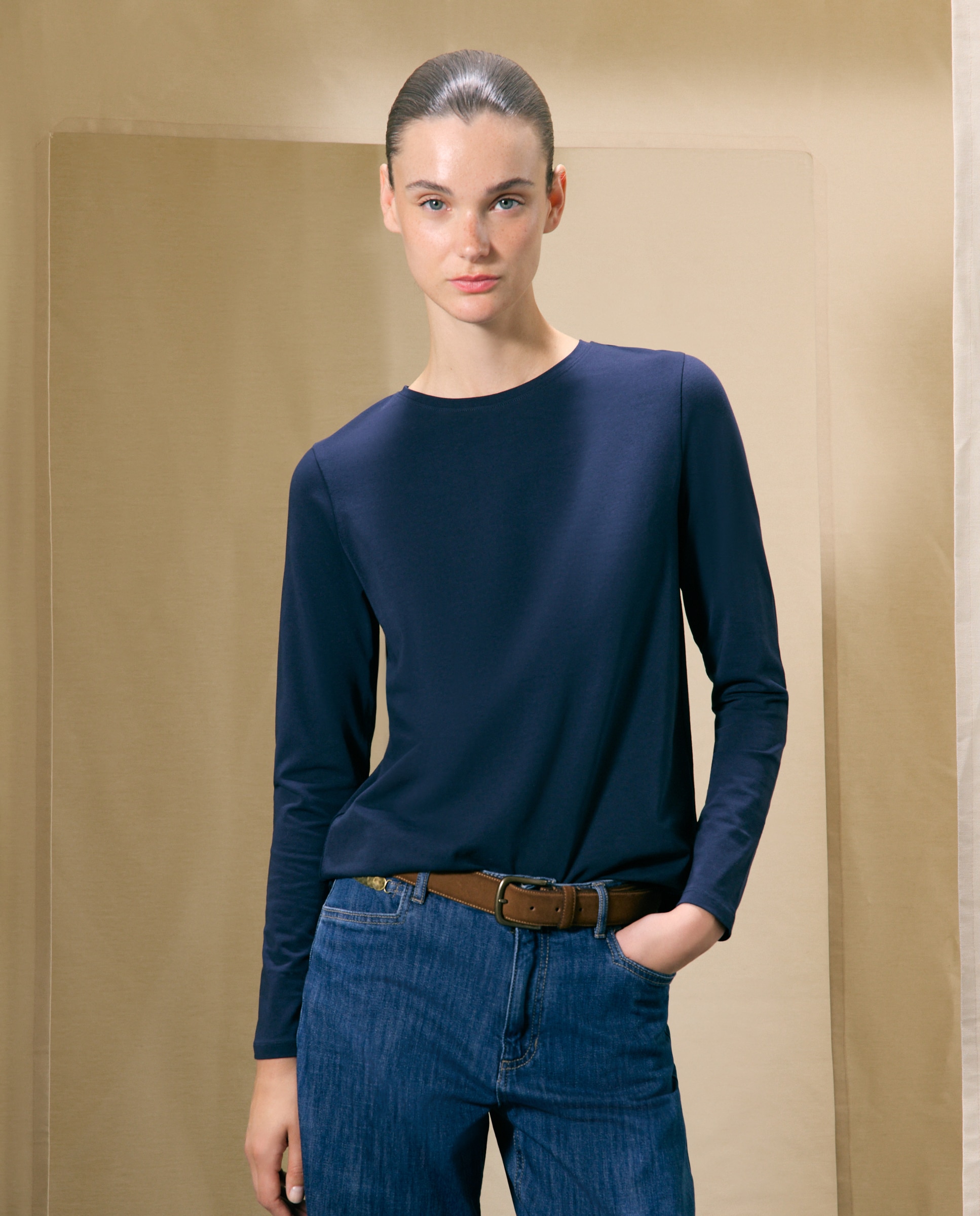 Camiseta de mujer con manga larga y cuello caja - Woman El Corte Inglés - Azul marino Azul marino-1