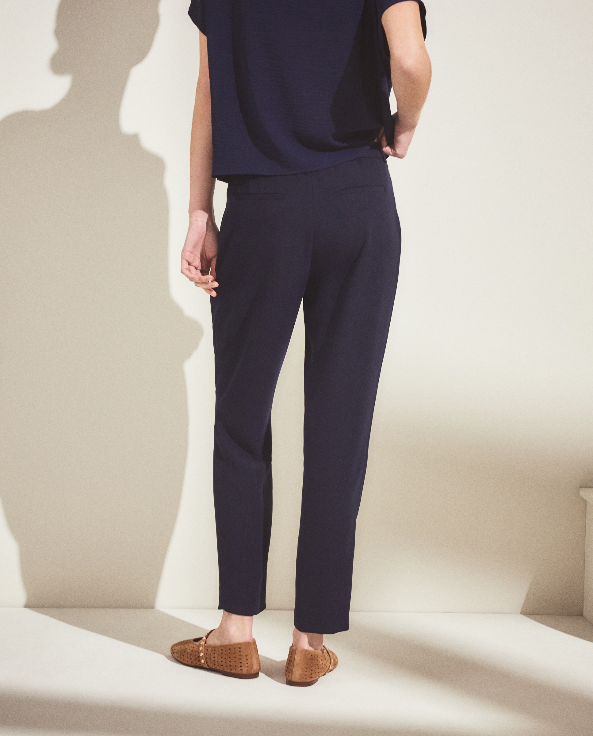Calças semi skinny com bolsos Azul-marinho-3