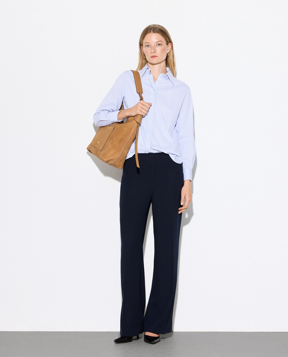 Calças Lisas Largas com Presilhas e Botão à Frente Azul-marinho-1