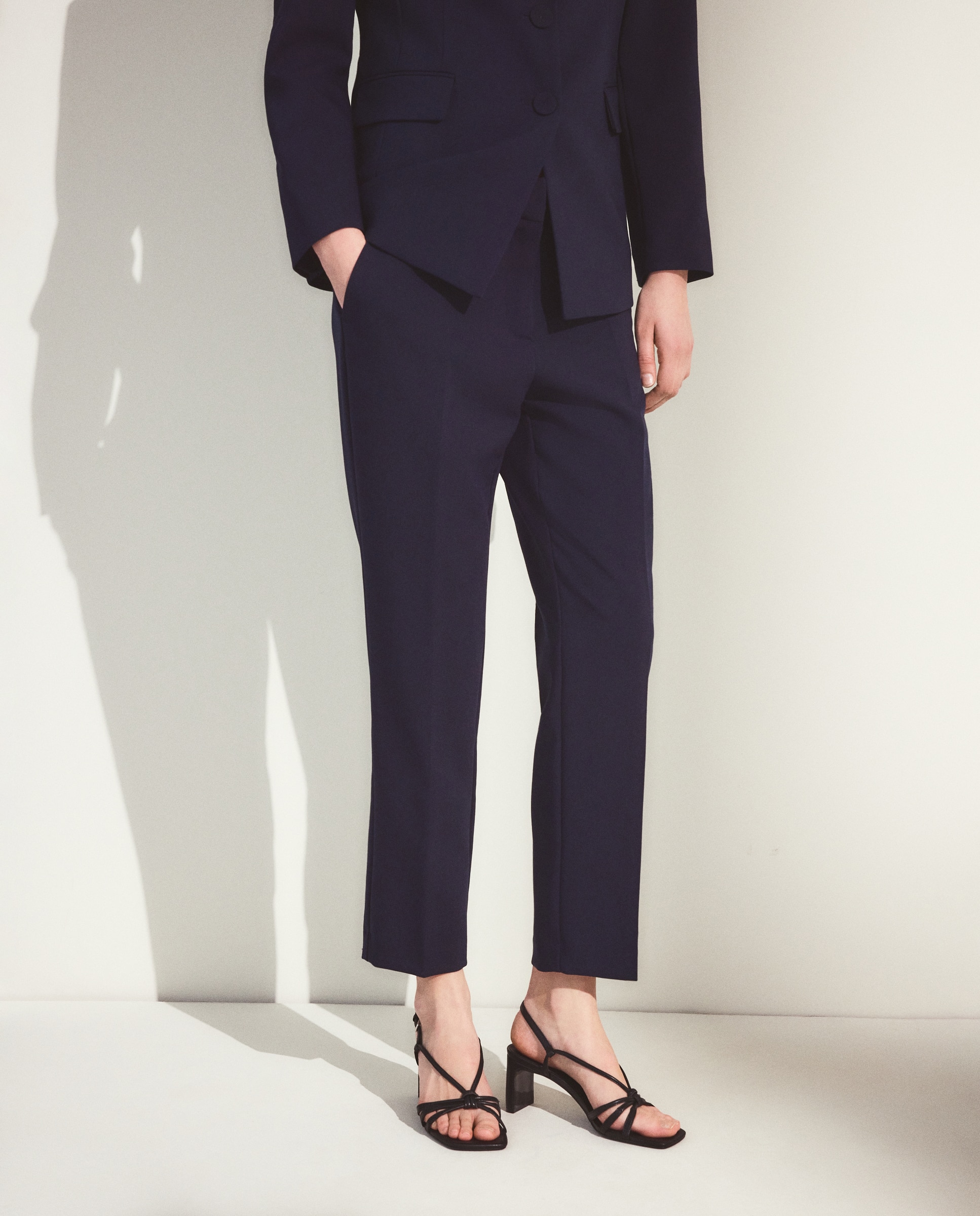 Pantalón liso de poliéster de mujer - Woman El Corte Inglés - Azul marino Azul marino-2