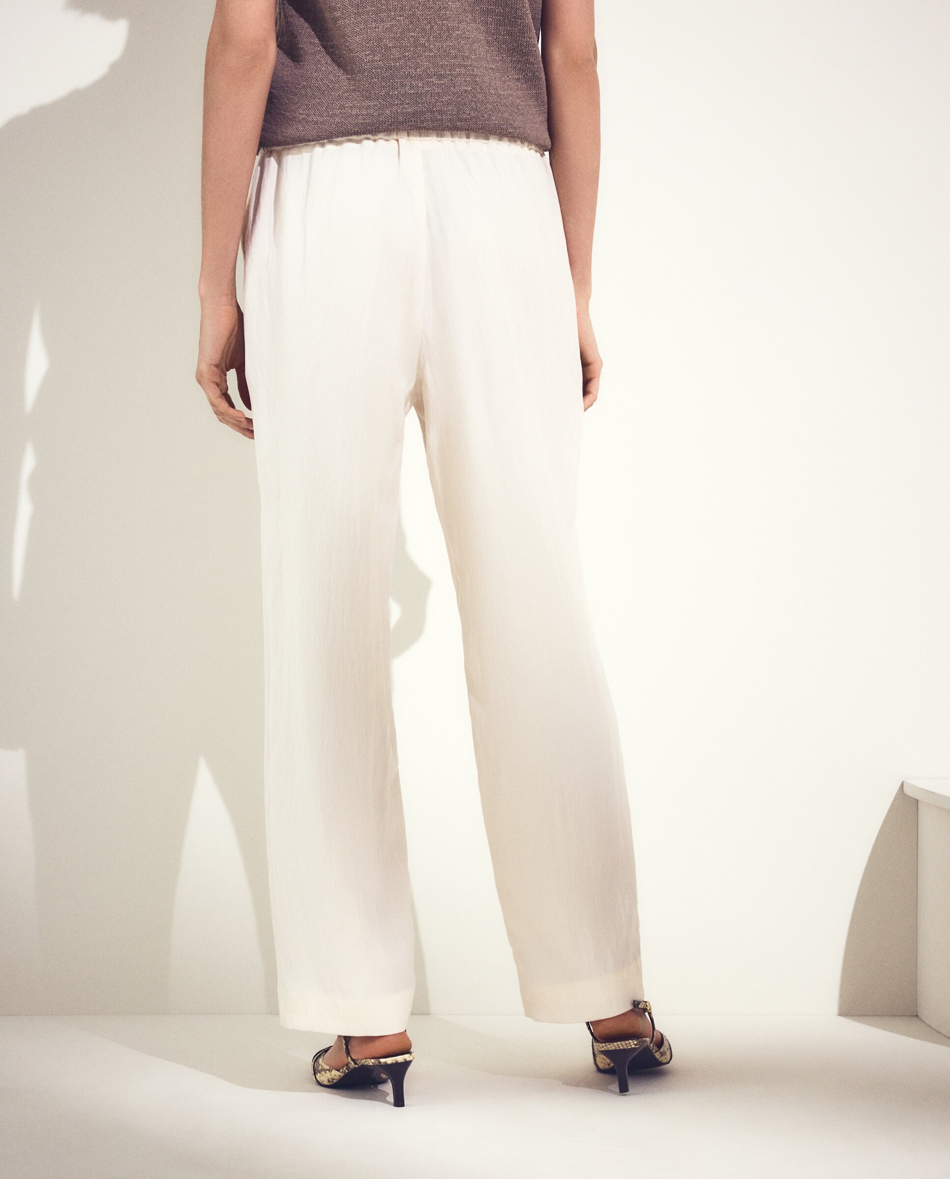 Joggers Lisas Crinkle 120 Cru-3