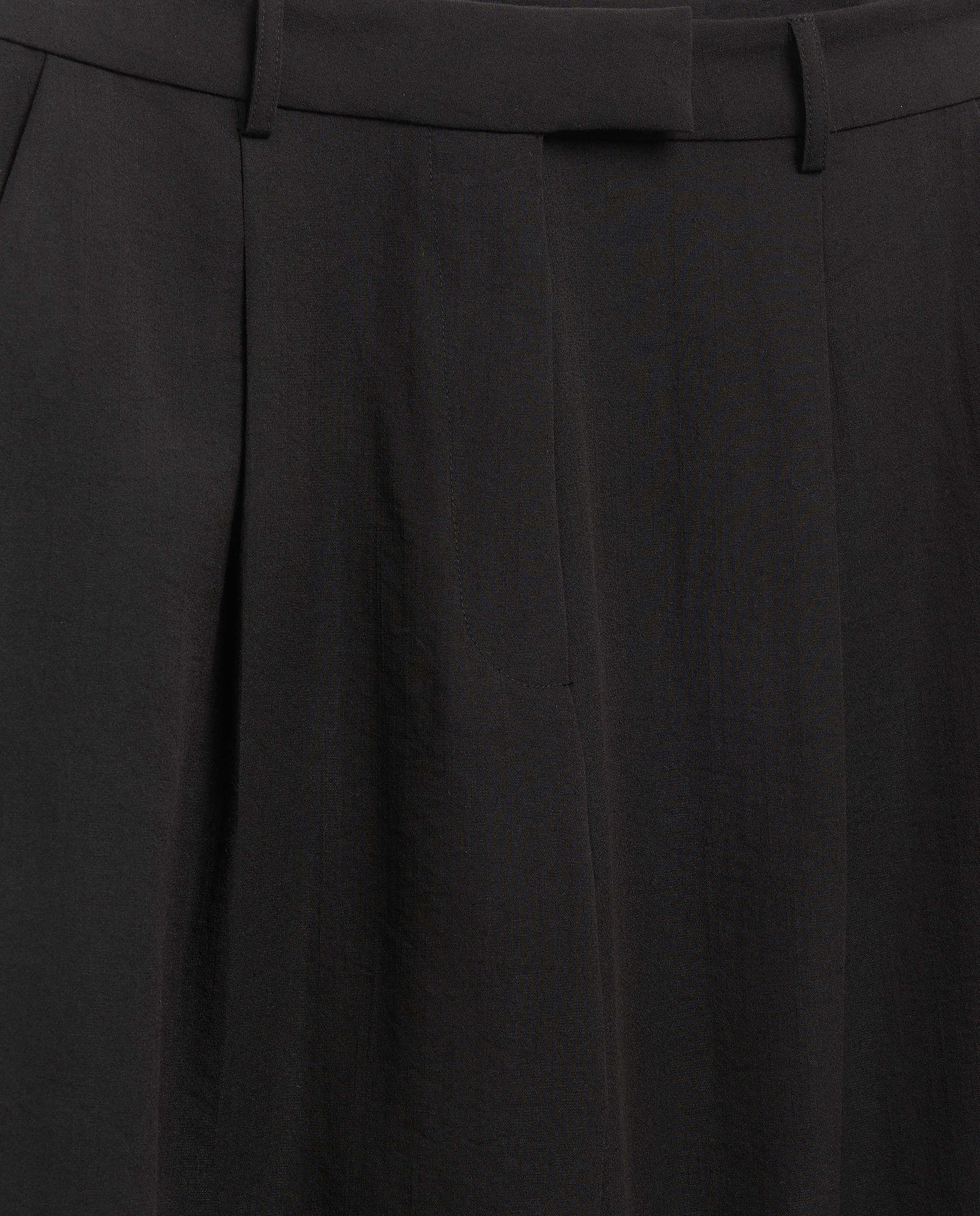 Imagen 5 de Pantalón de mujer ancho con pliegue tumbleado - Woman El Corte Inglés - Negro Negro