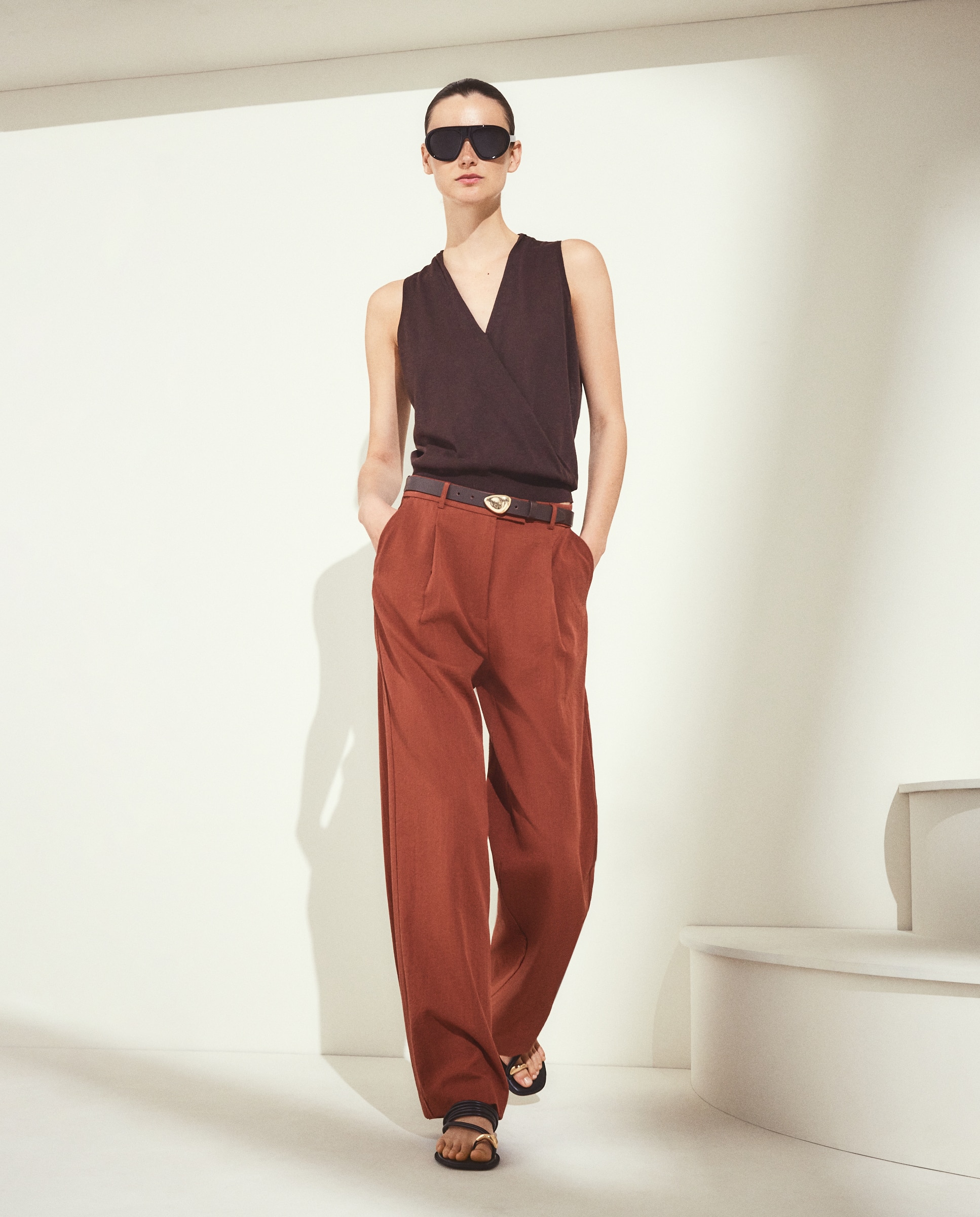Pantalón de mujer ancho con pliegue tumbleado 770 Terracota (terracota)
