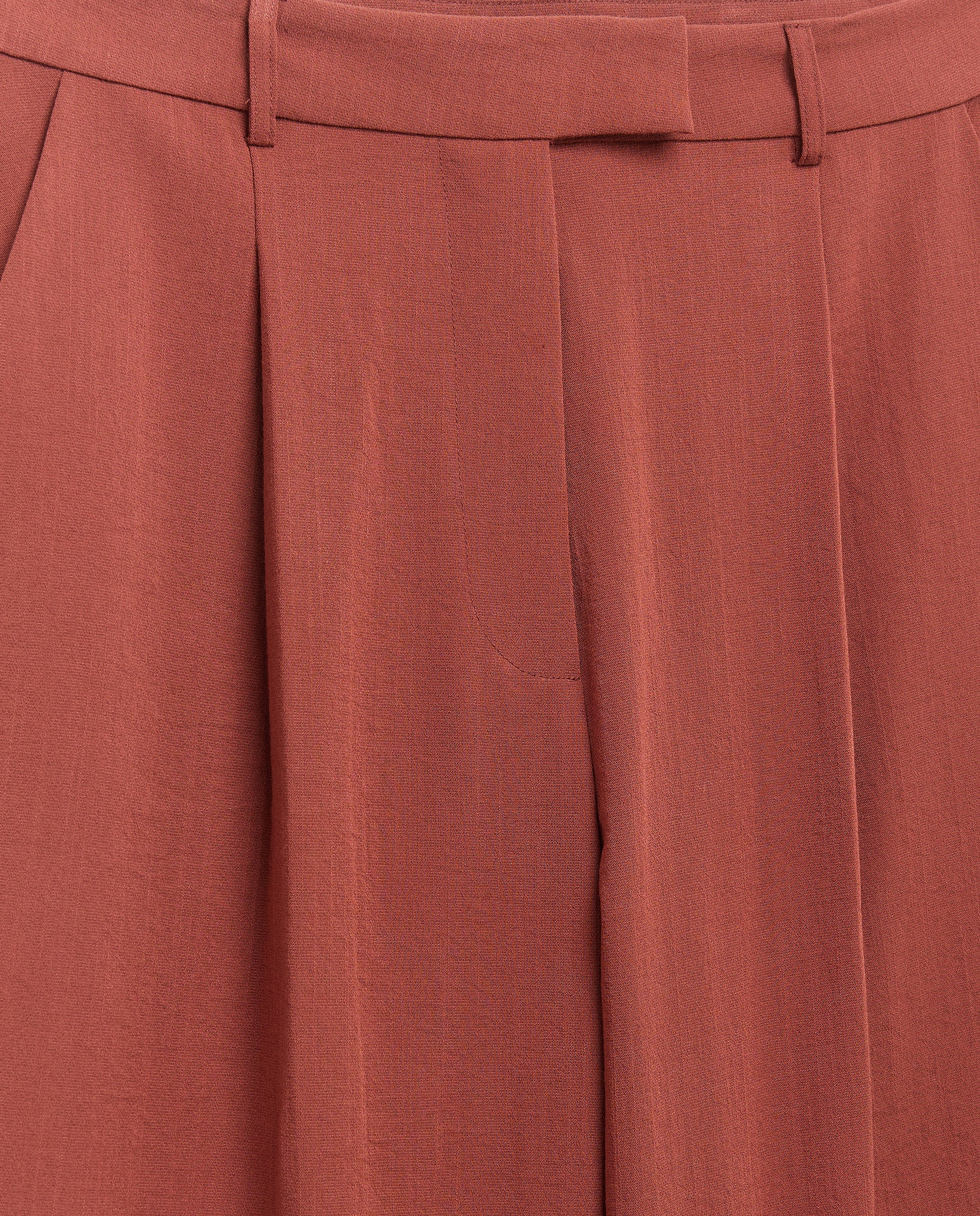 Imagen 5 de Pantalón de mujer ancho con pliegue tumbleado - Woman El Corte Inglés - 770 Terracota 770 Terracota