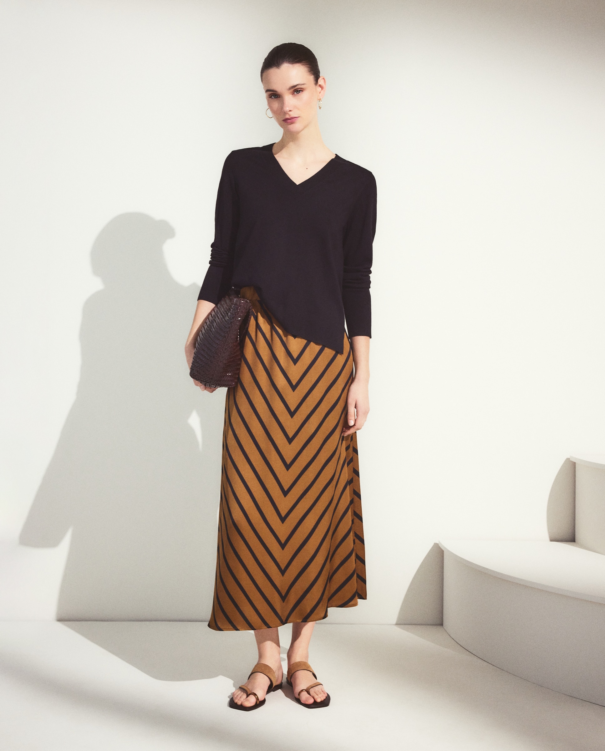 Camisola de Malha Lisa Básica Preto-2