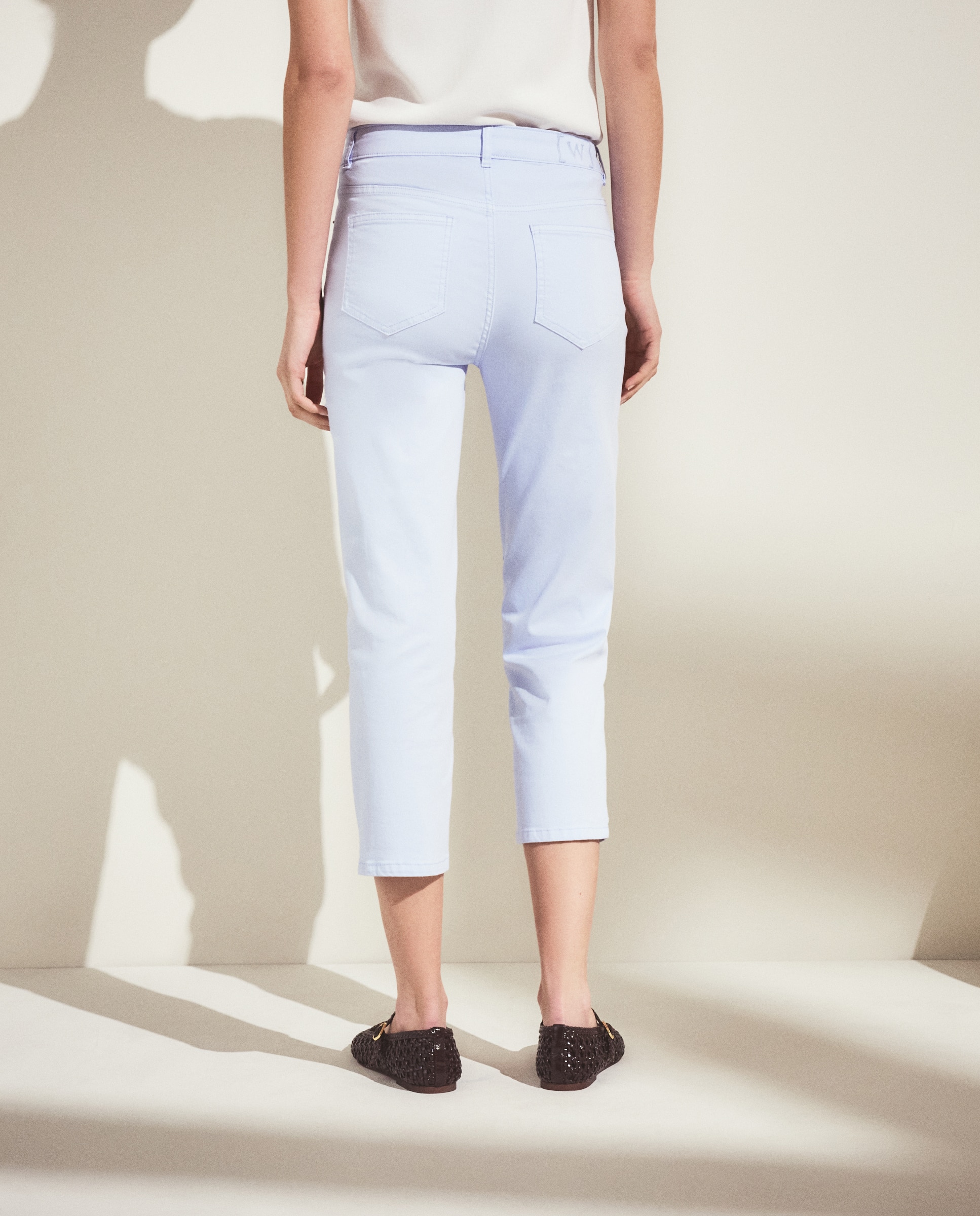 Imagen 3 de Pantalón de mujer cinco bolsillos - Woman El Corte Inglés - Blanco 410 Azul claro