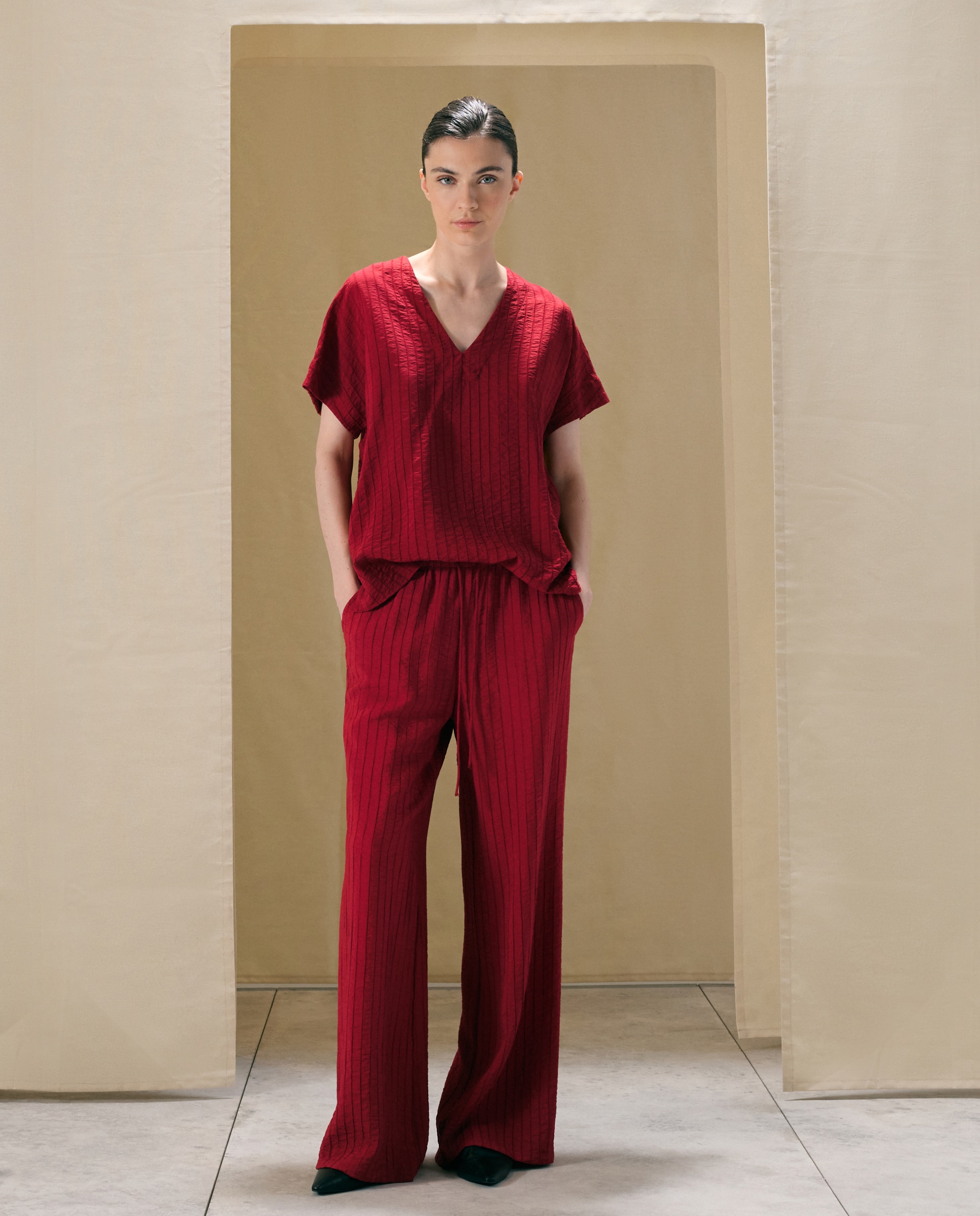 Pantalón ancho de mujer estilo pijamero - Woman El Corte Inglés - Burdeos Burdeos-1