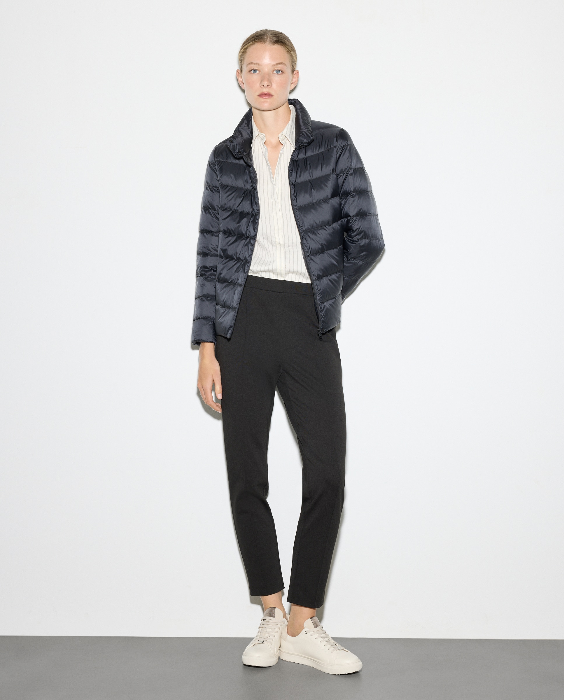 Woman El Corte Inglés - Pantalón legging de punto de mujer.
