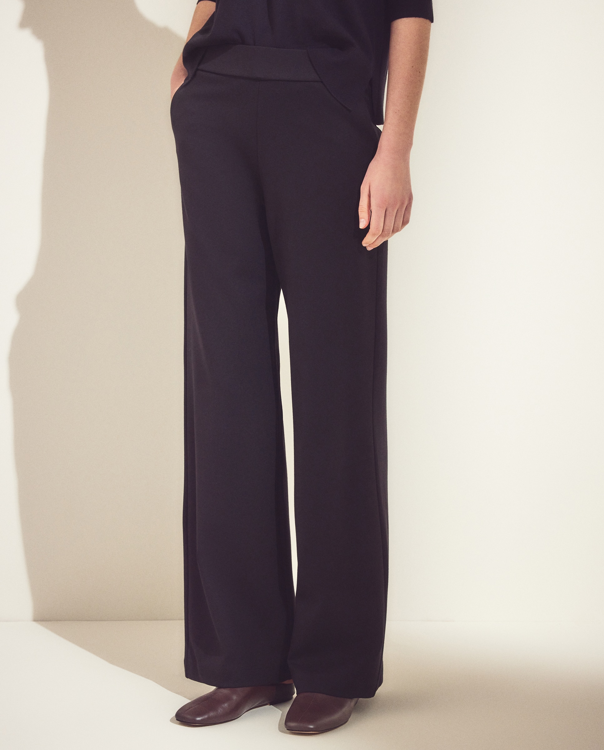 Pantalón de mujer liso de punto confort ancho - Woman El Corte Inglés - Negro Negro-2