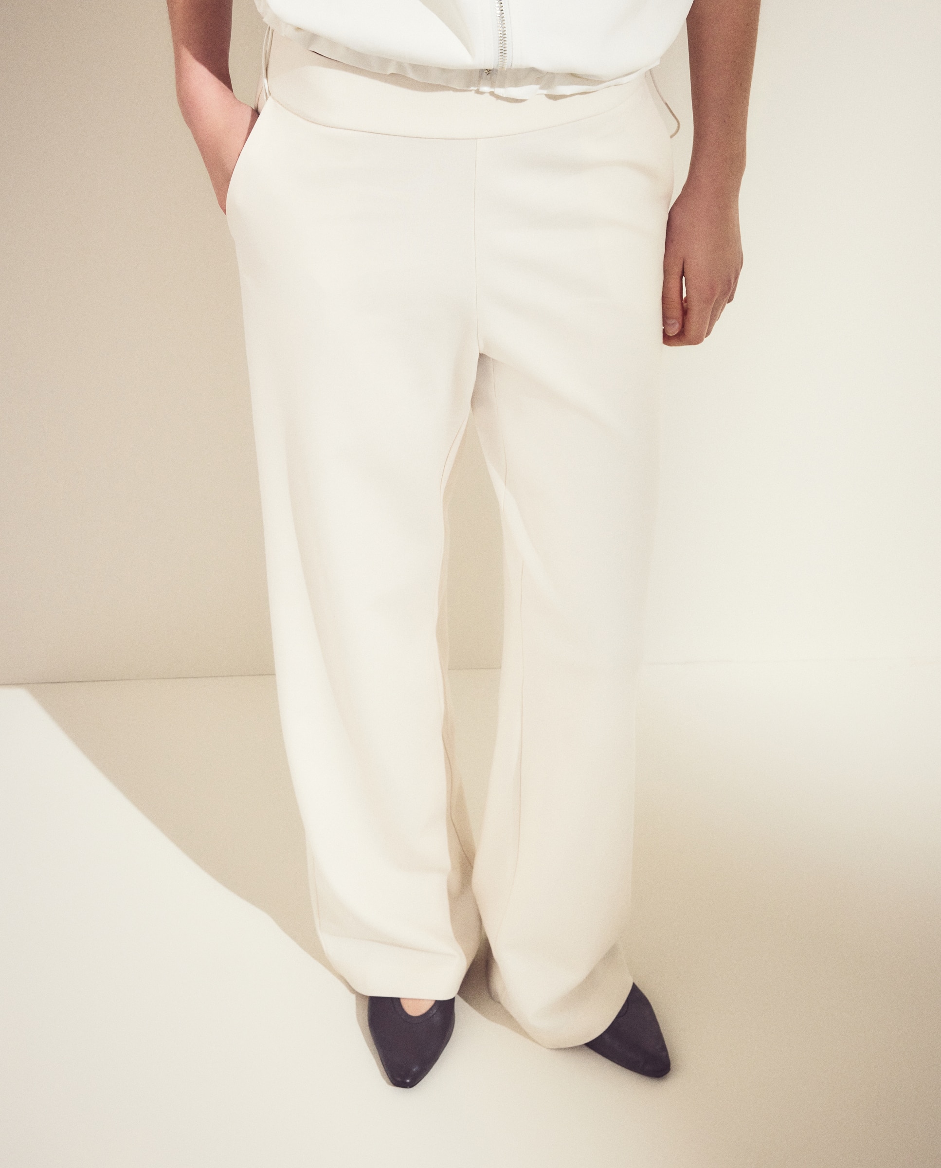 Pantalón de mujer liso de punto confort ancho - Woman El Corte Inglés - Crudo Crudo-2