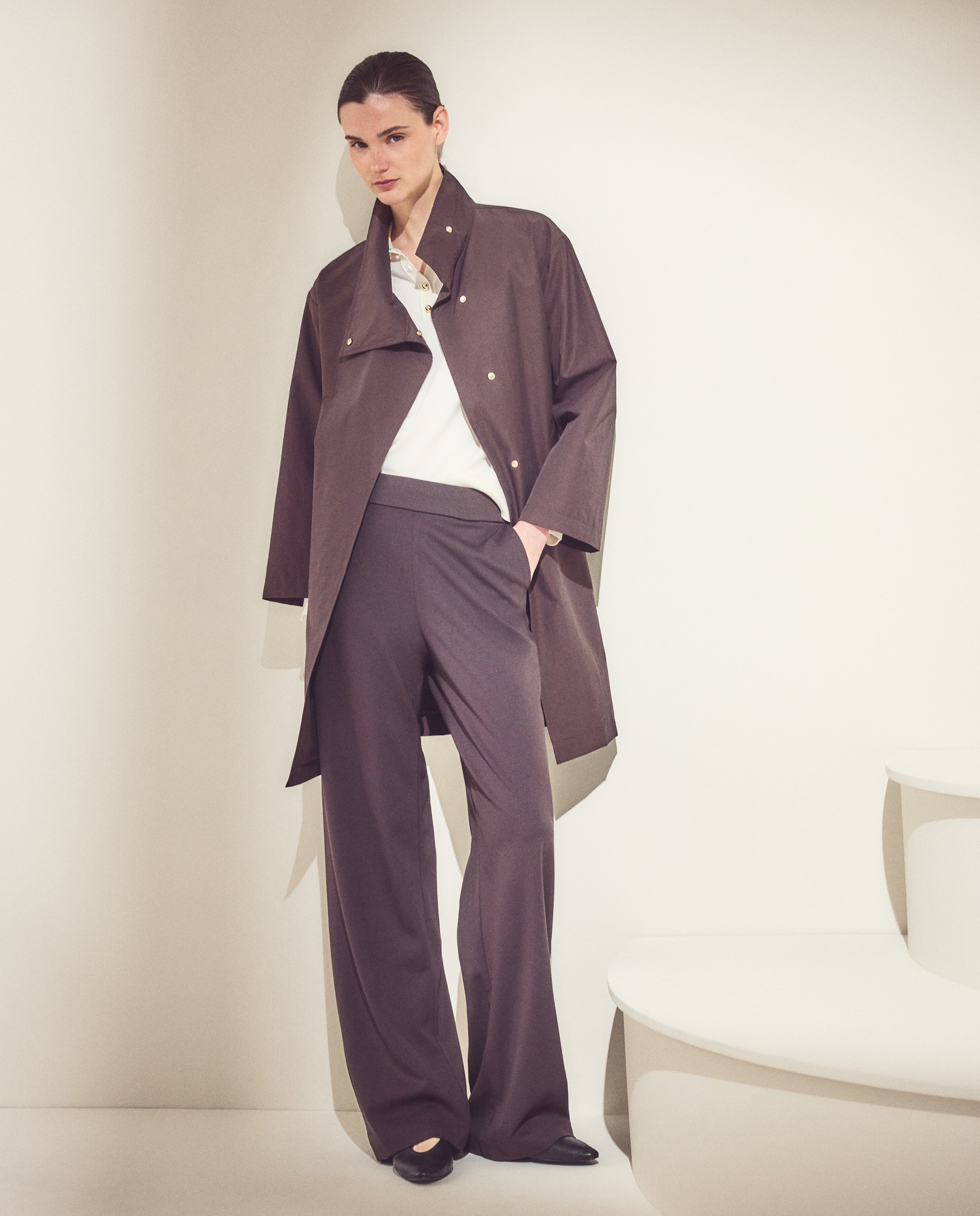 Pantalón de mujer liso de punto confort ancho - Woman El Corte Inglés - Marrón Marrón-1