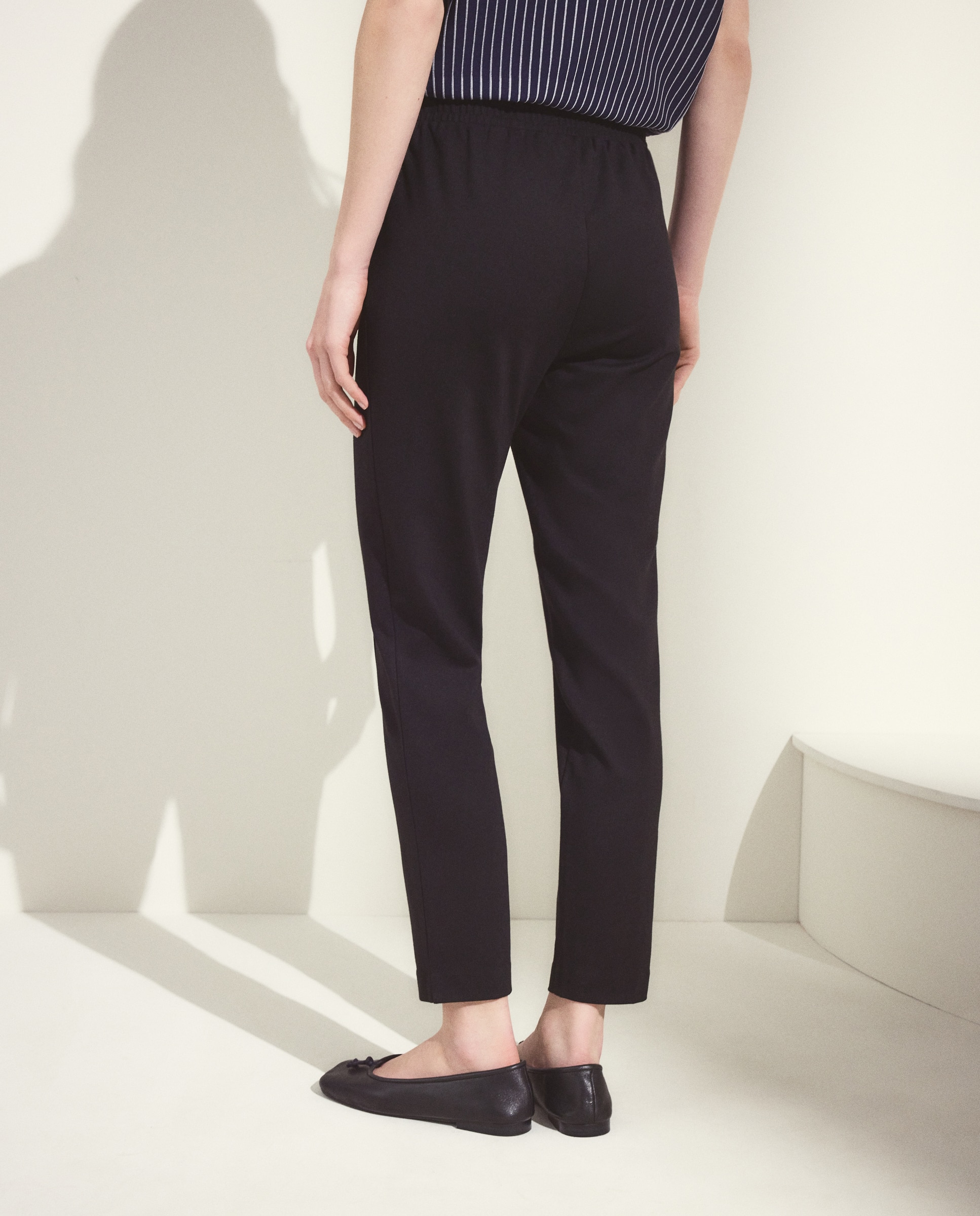 Pantalón liso de viscosa de mujer - Woman El Corte Inglés - Negro Negro-3