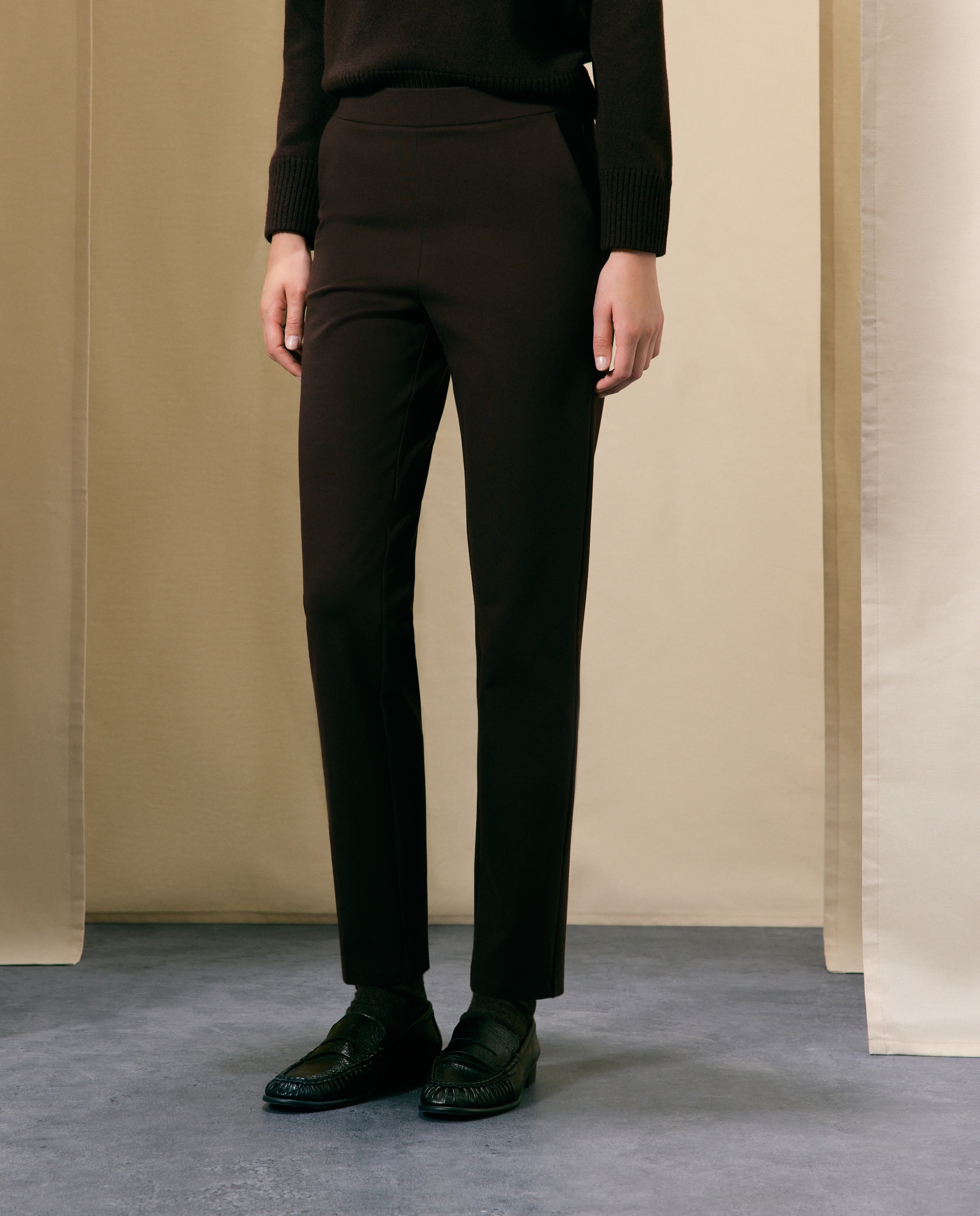 Pantalón semipitillo liso de mujer - Woman El Corte Inglés - 700 Marrón 700 Marrón-2
