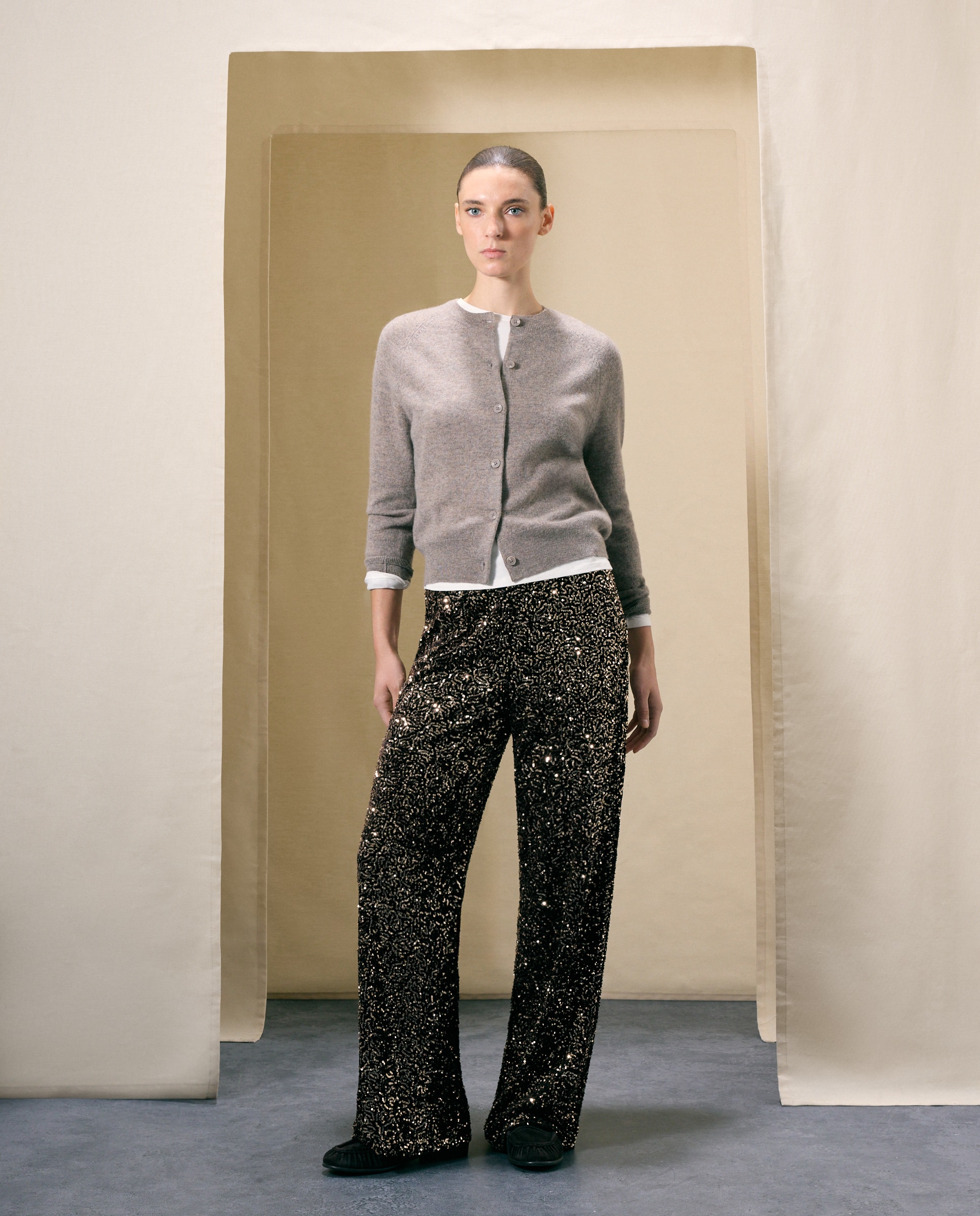 Pantalón de mujer de punto circular de terciopelo - Woman El Corte Inglés - Marrón Marrón-1
