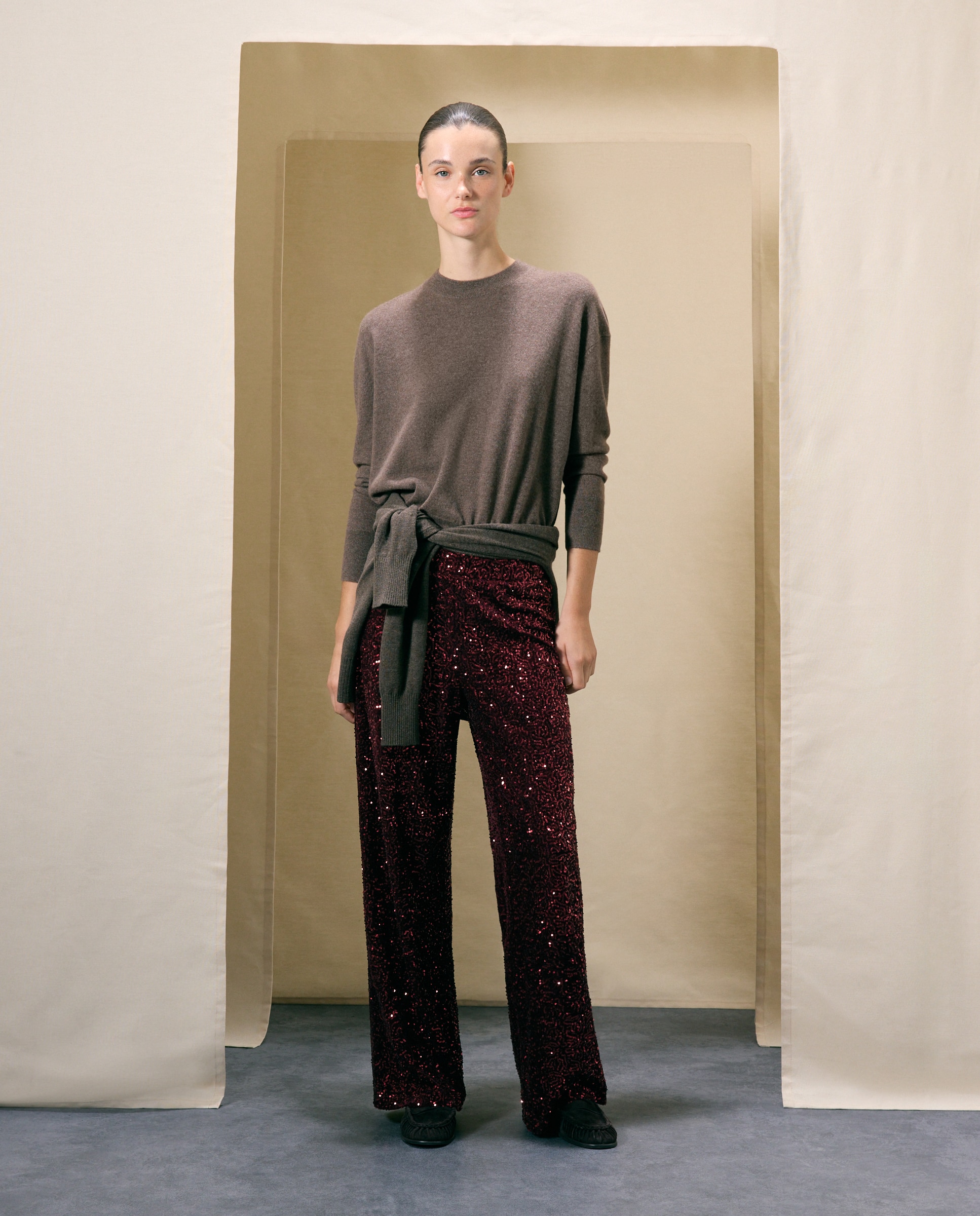 Pantalón de mujer de punto circular de terciopelo - Woman El Corte Inglés - Burdeos Burdeos-1