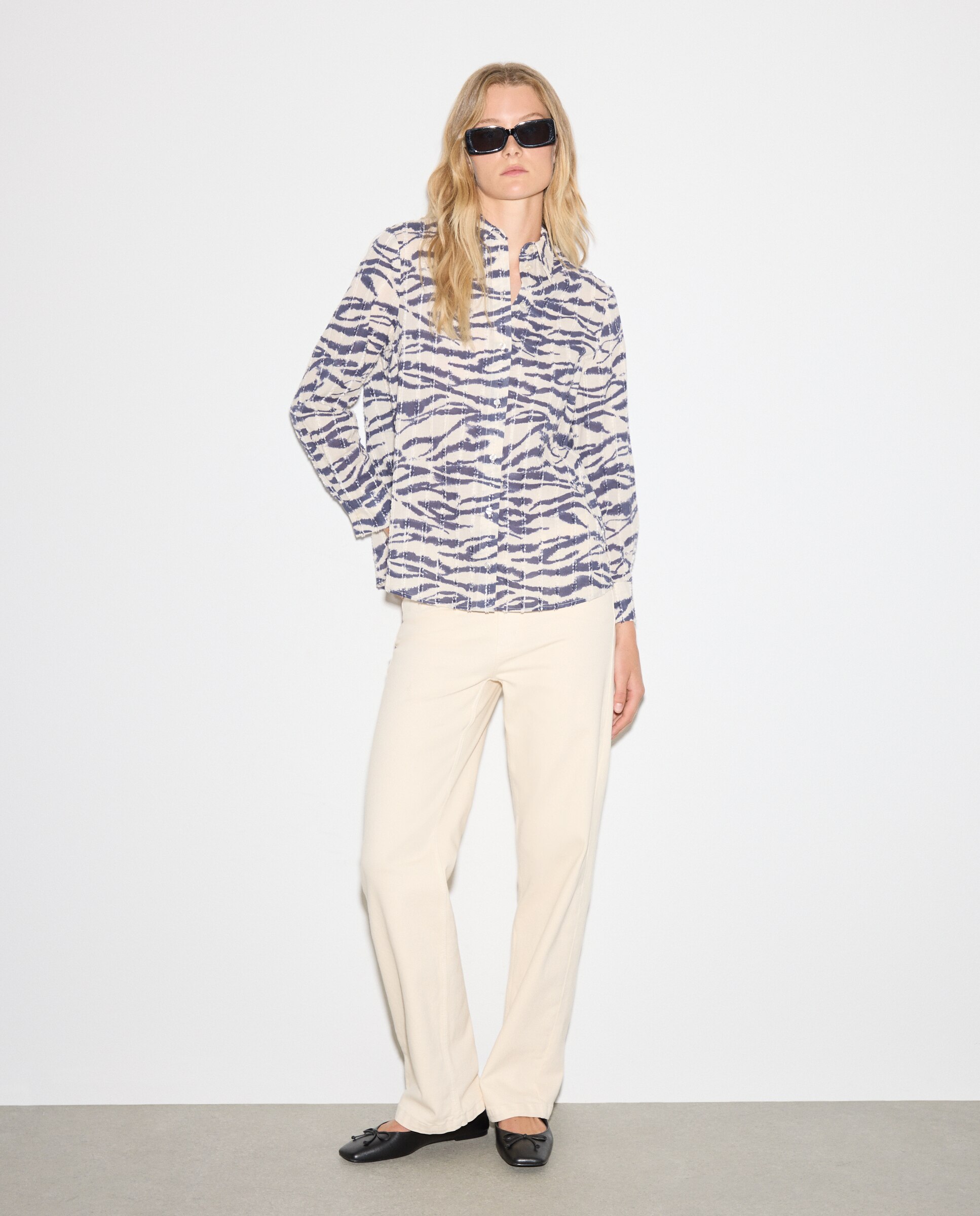 Blusa Dobby de Manga Comprida Azul-2