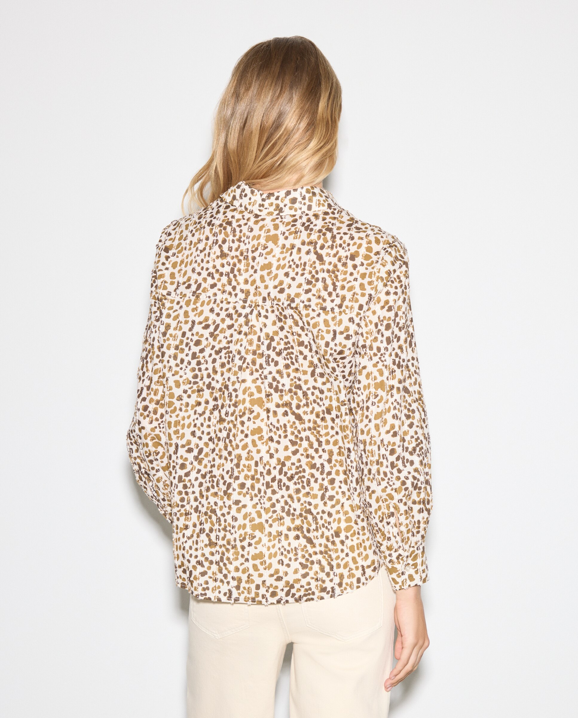 Blusa Dobby de Manga Comprida Castanho-3