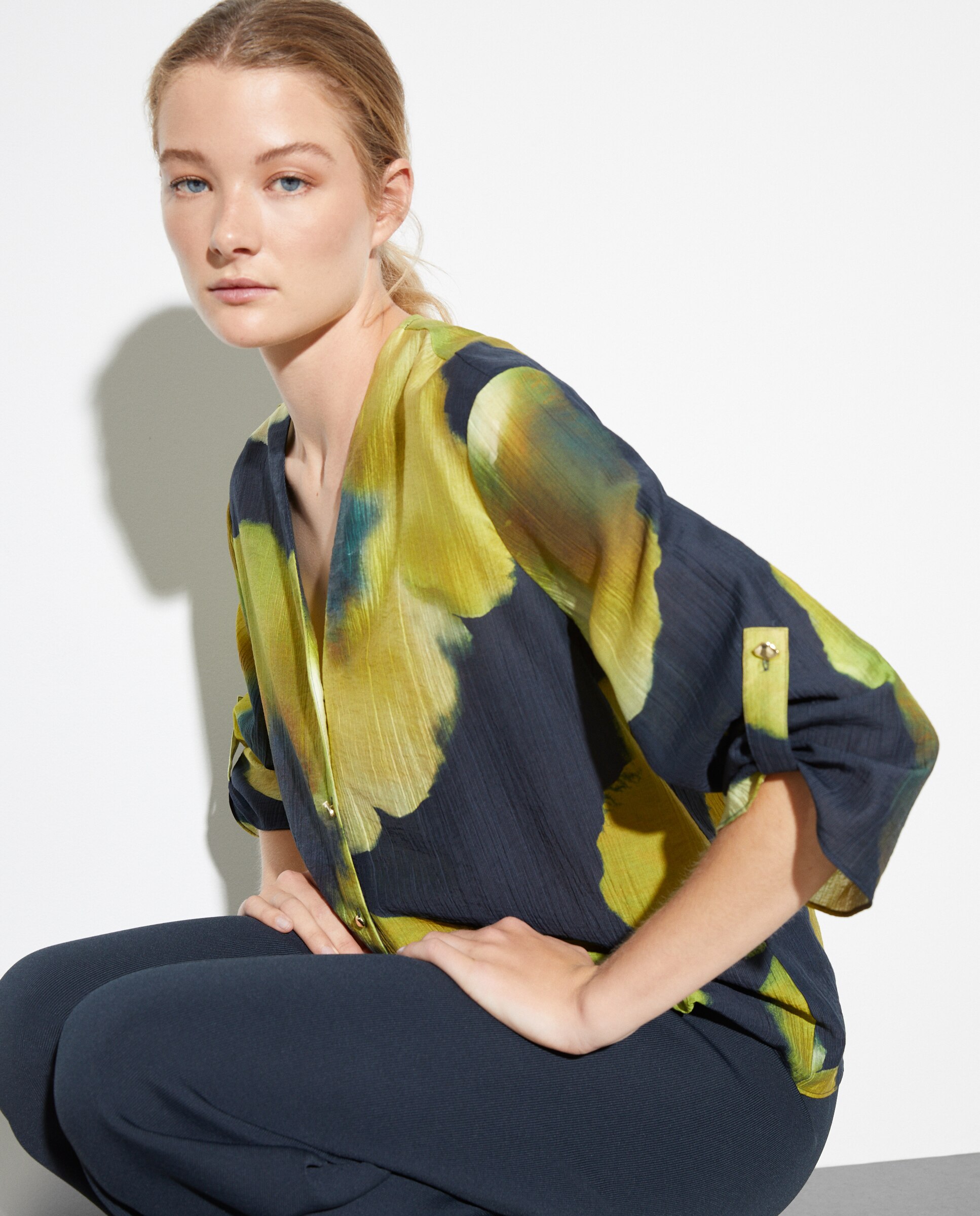 Blusa de Manga Comprida com Estampado Floral Verde-4