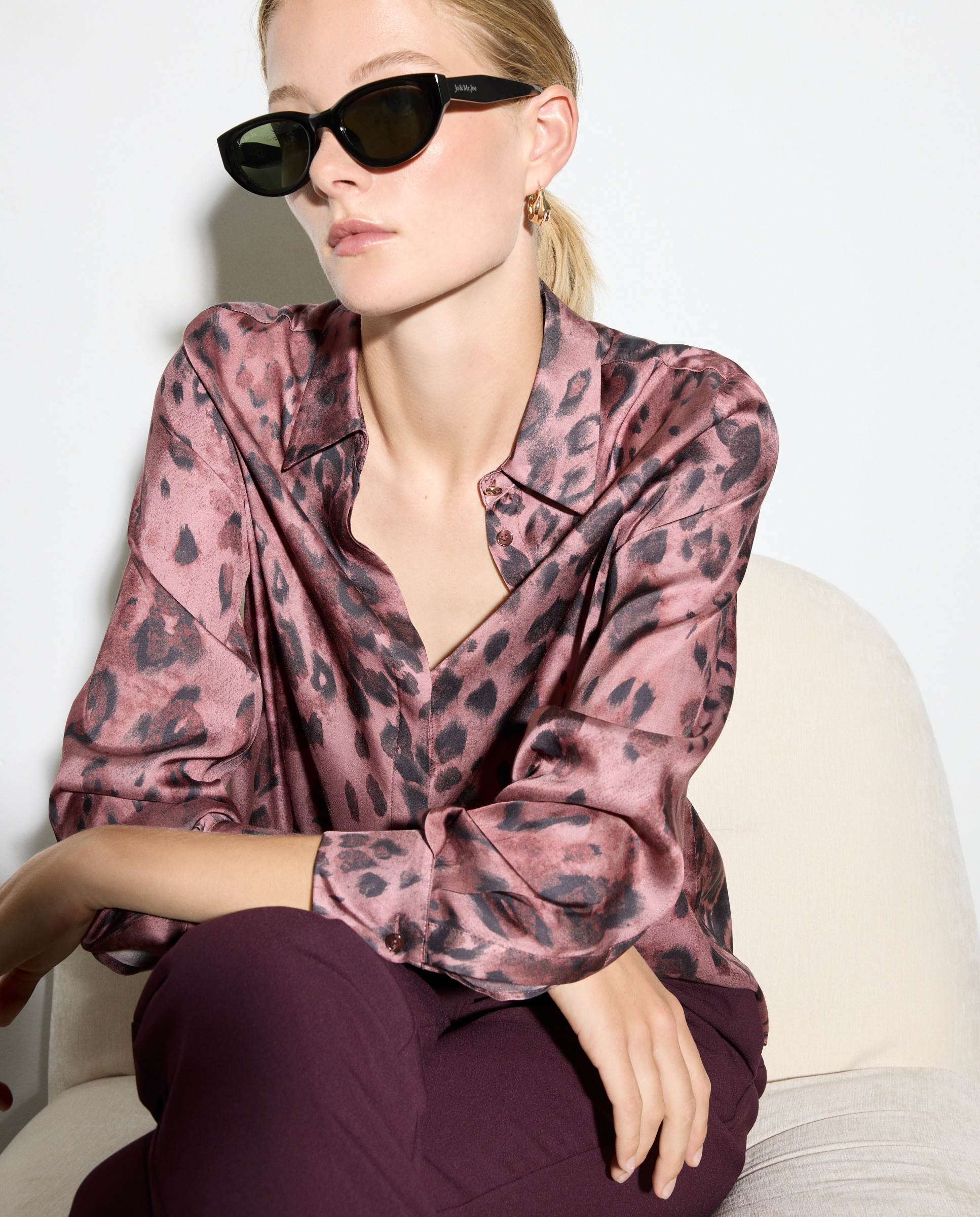 Blusa Acetinada com Animal Print Vermelho-1