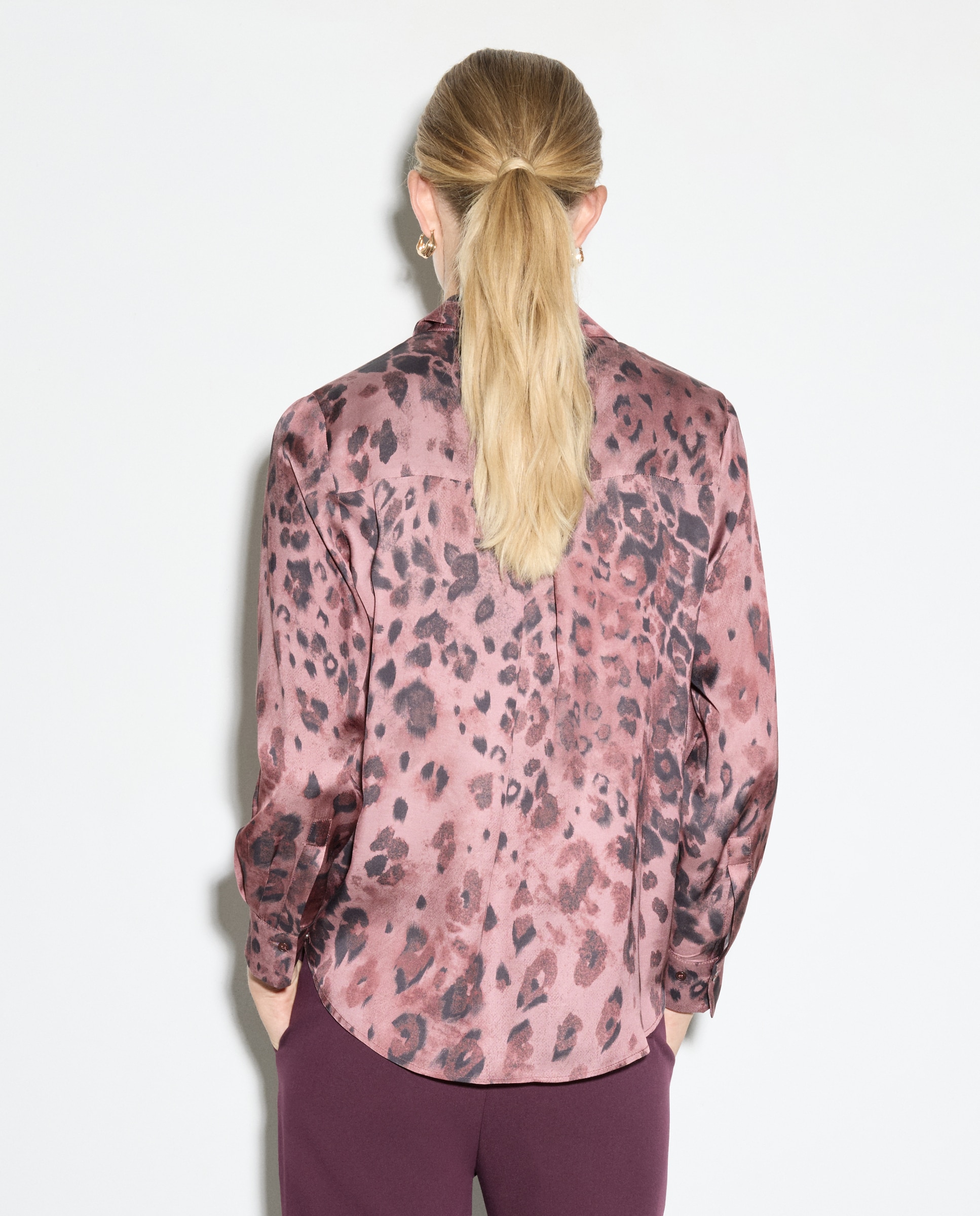 Blusa Acetinada com Animal Print Vermelho-3