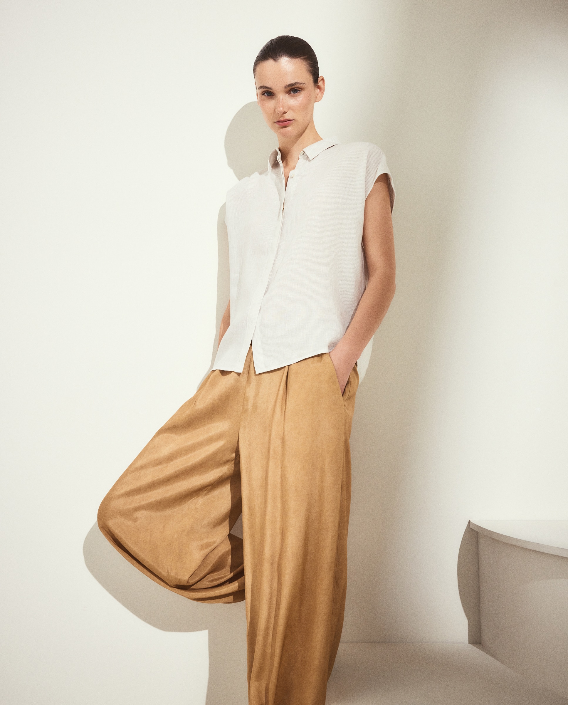 Blusa manga corta de mujer en lino - Woman El Corte Inglés - Blanco Blanco-1