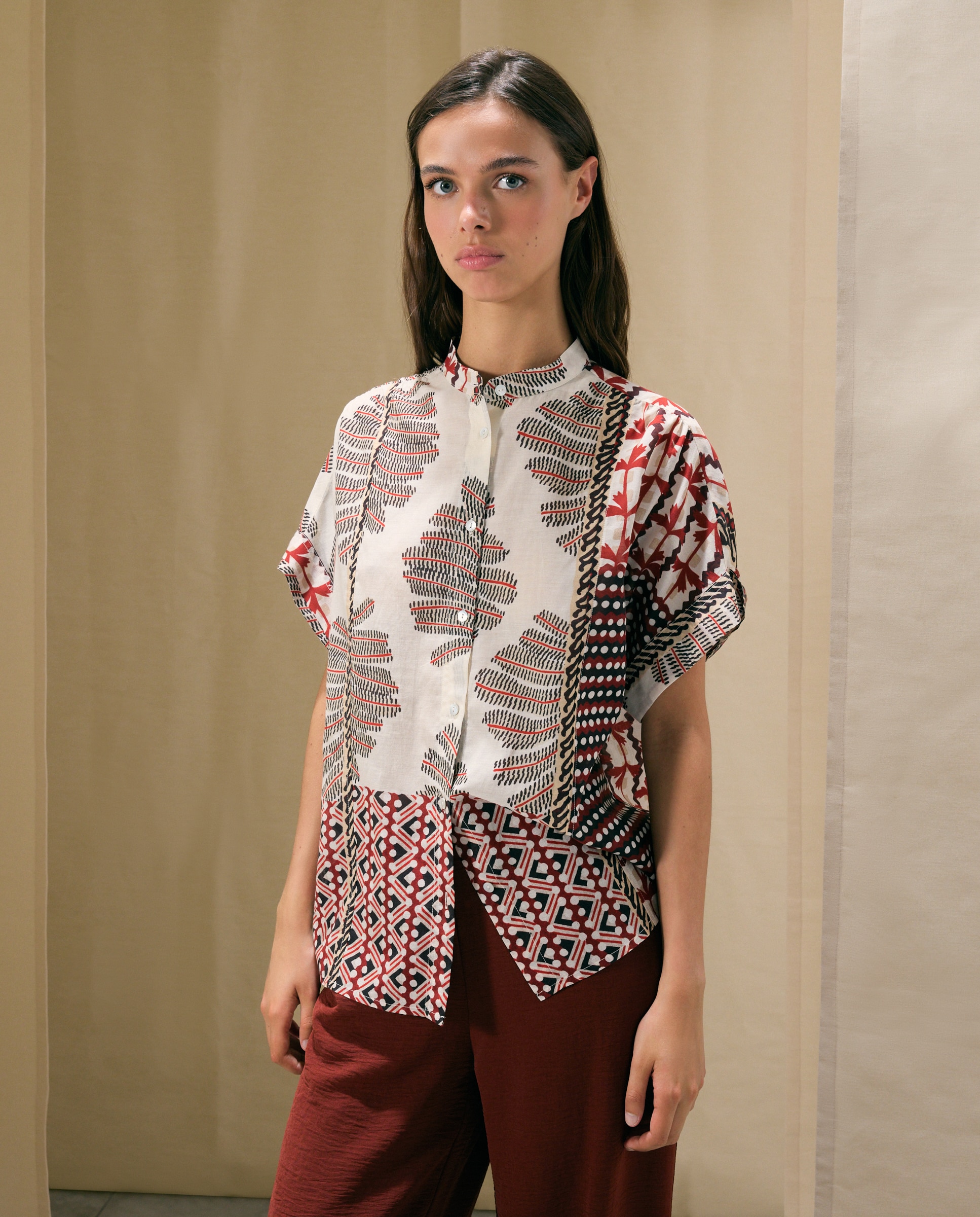 Blusa Voile com All Over Print Branco-2