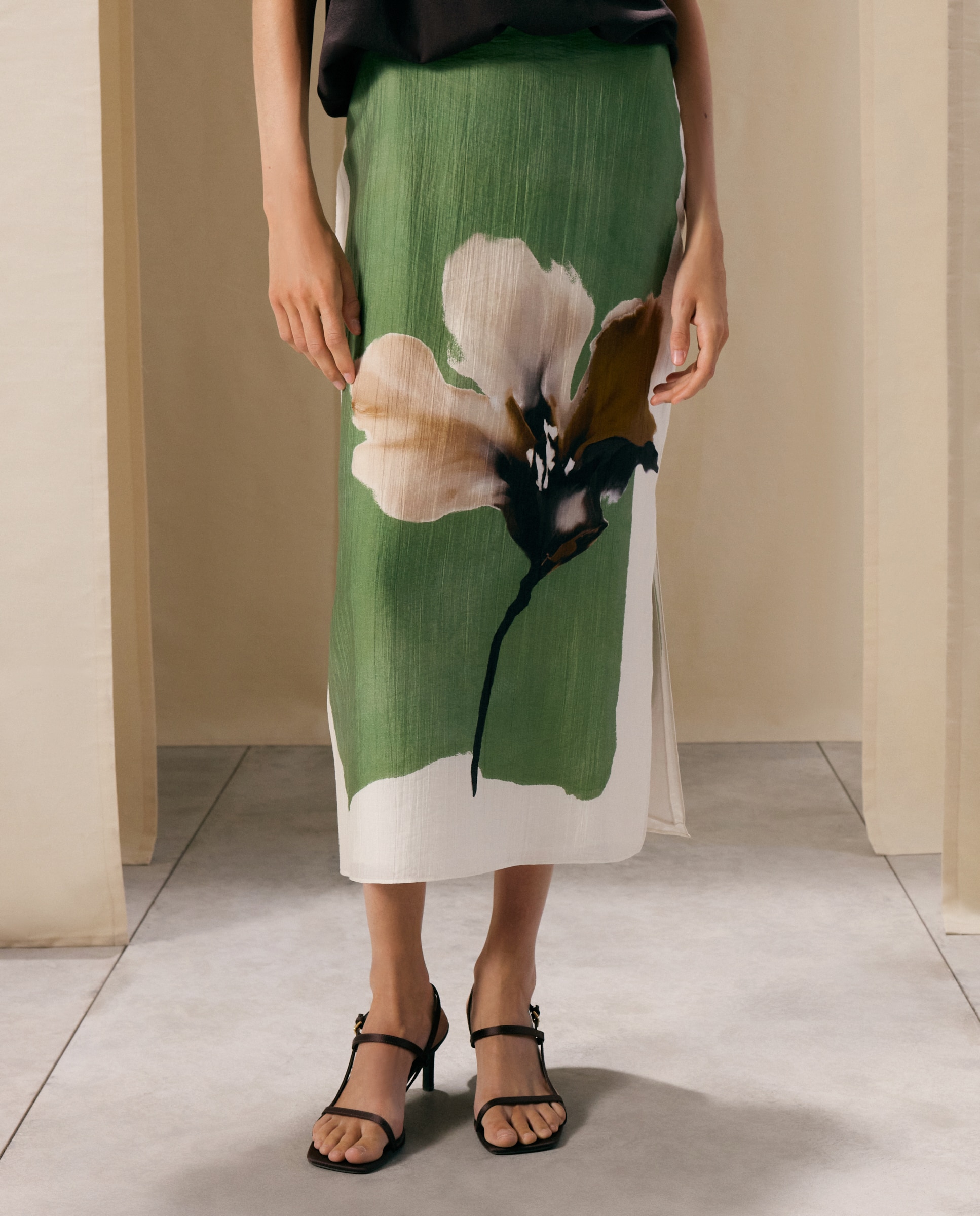 Falda recta tejido textura flor posicional de mujer - Woman El Corte Inglés - Verde Verde-2