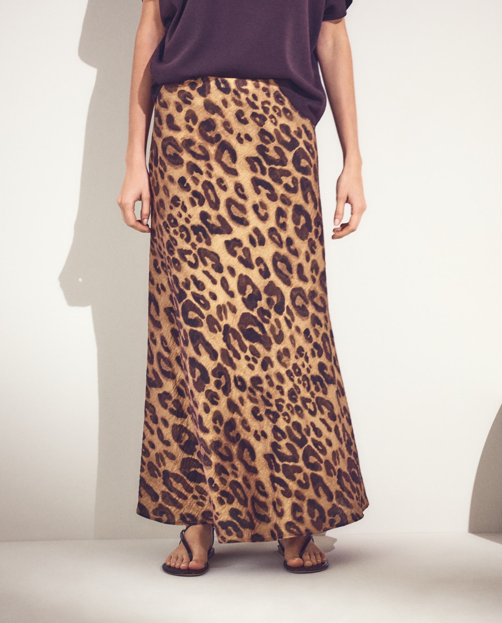 Saia com Animal Print Castanho-2