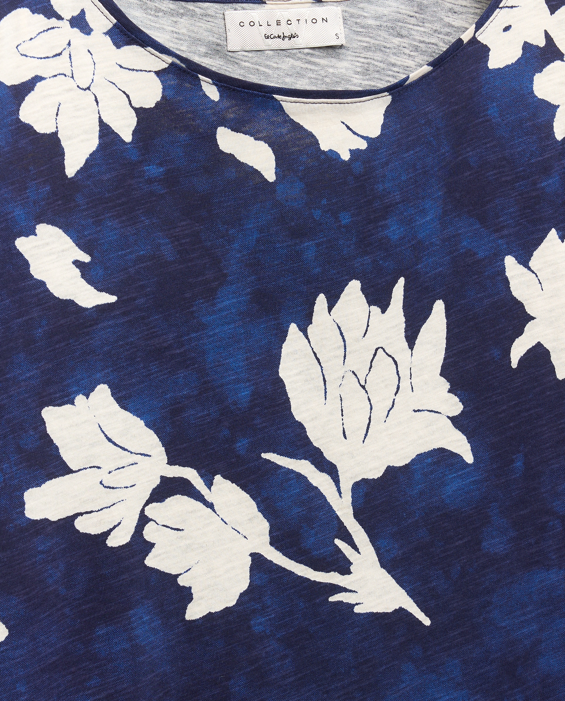 Imagen 5 de Camiseta de manga corta estampada de mujer - Woman El Corte Inglés - Azul marino Azul marino