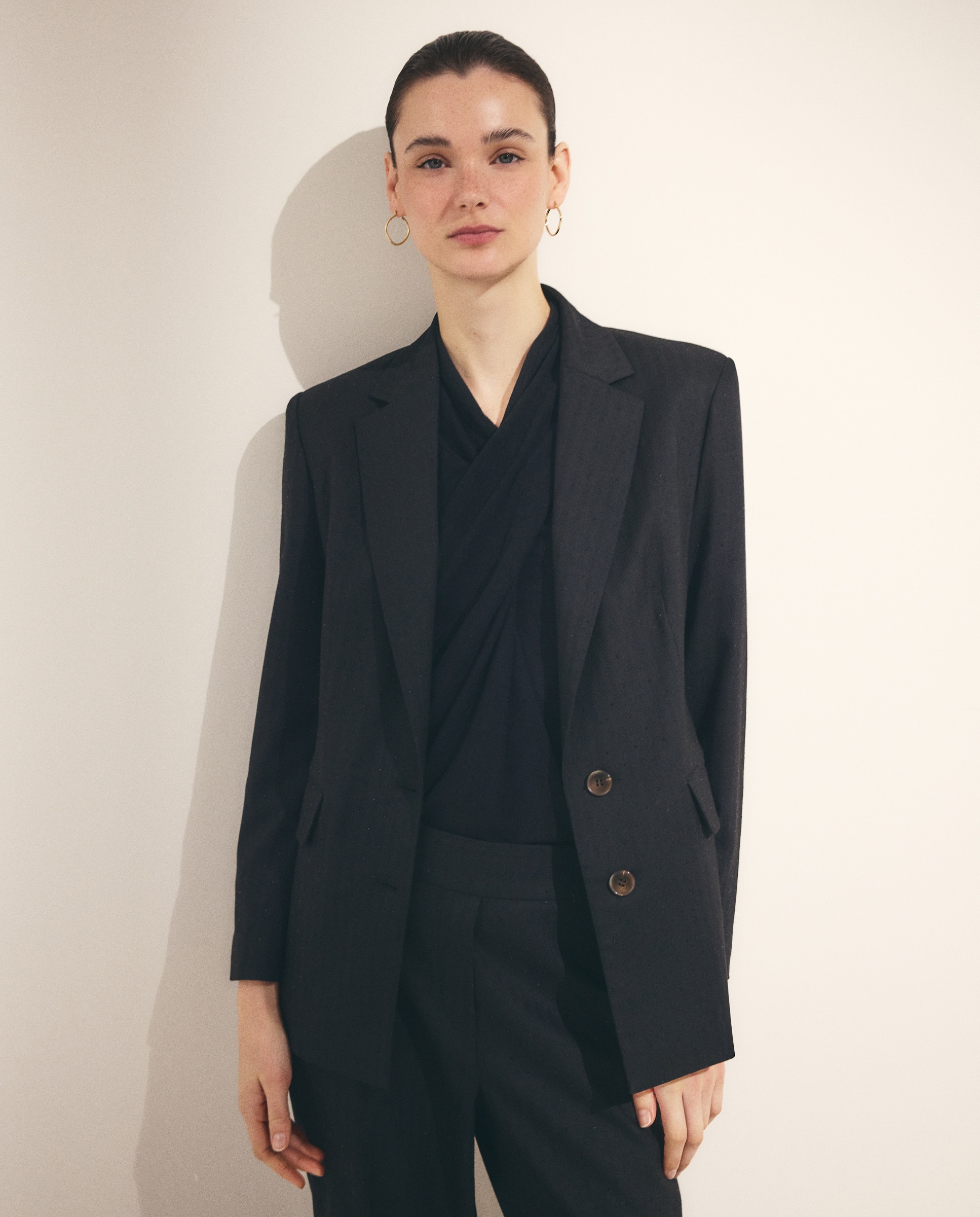 Blazer de Fantasia com Mini Lantejoulas Preto-1