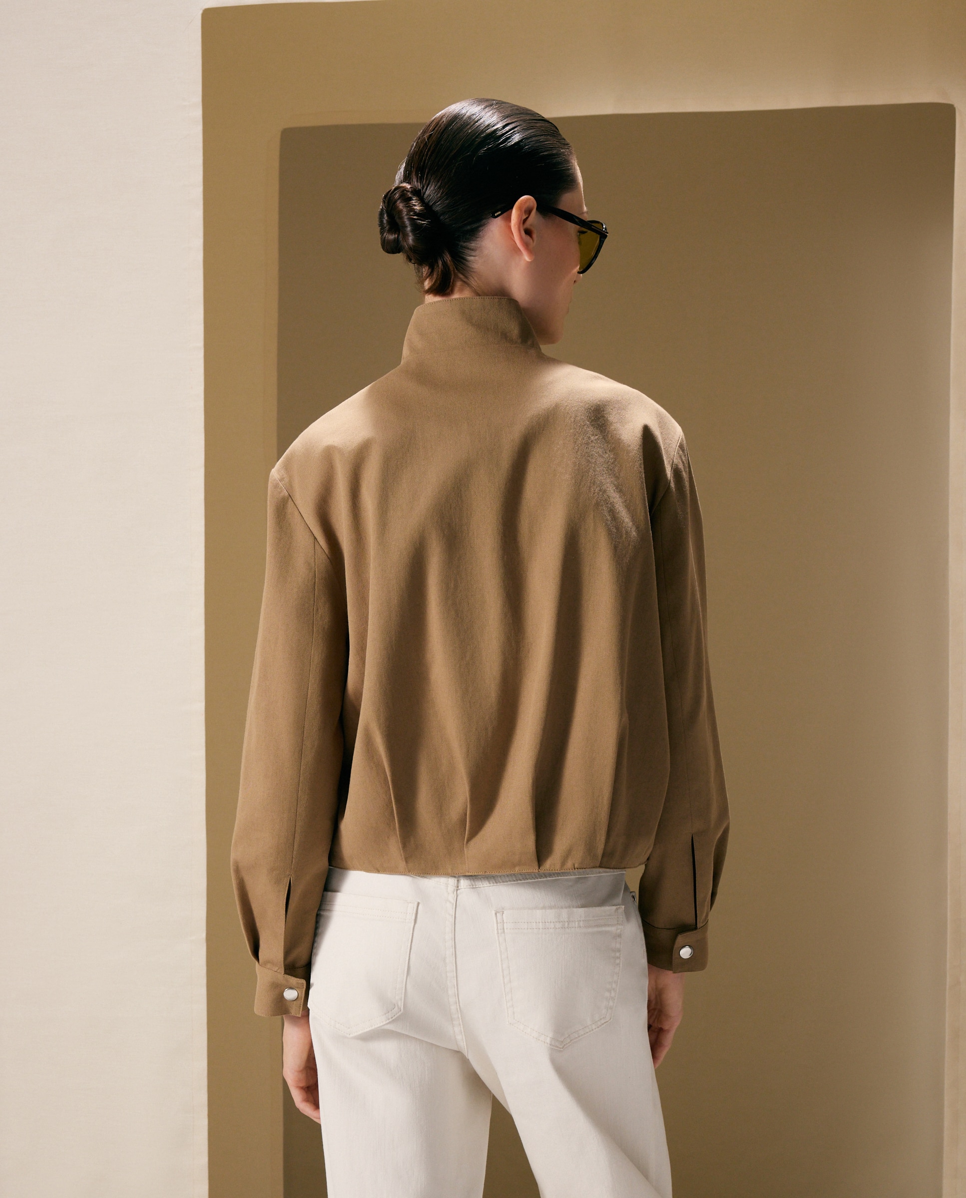 Blusão Bomber com Bordados 730 Camel-3