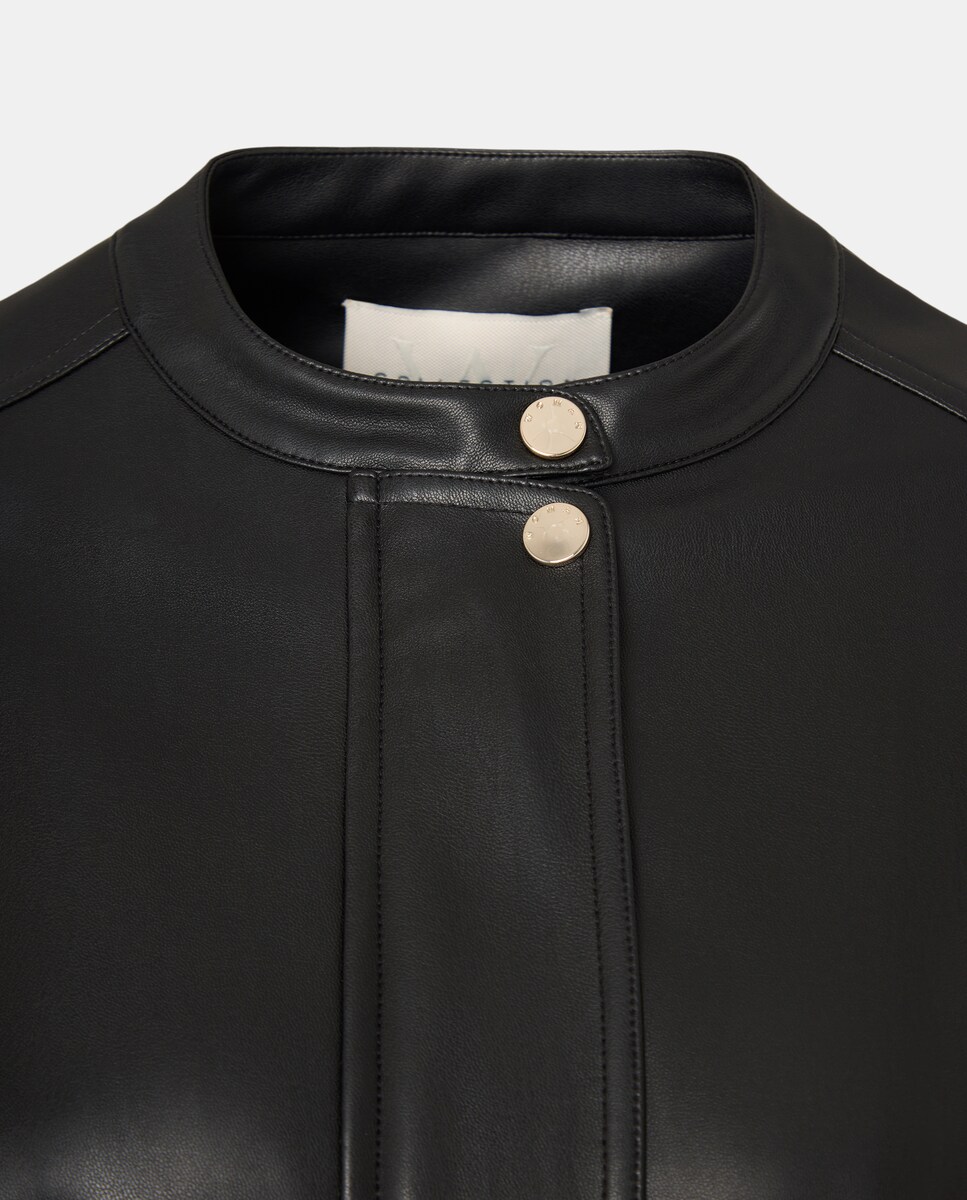 Blusão com Detalhes Dourados Preto-5